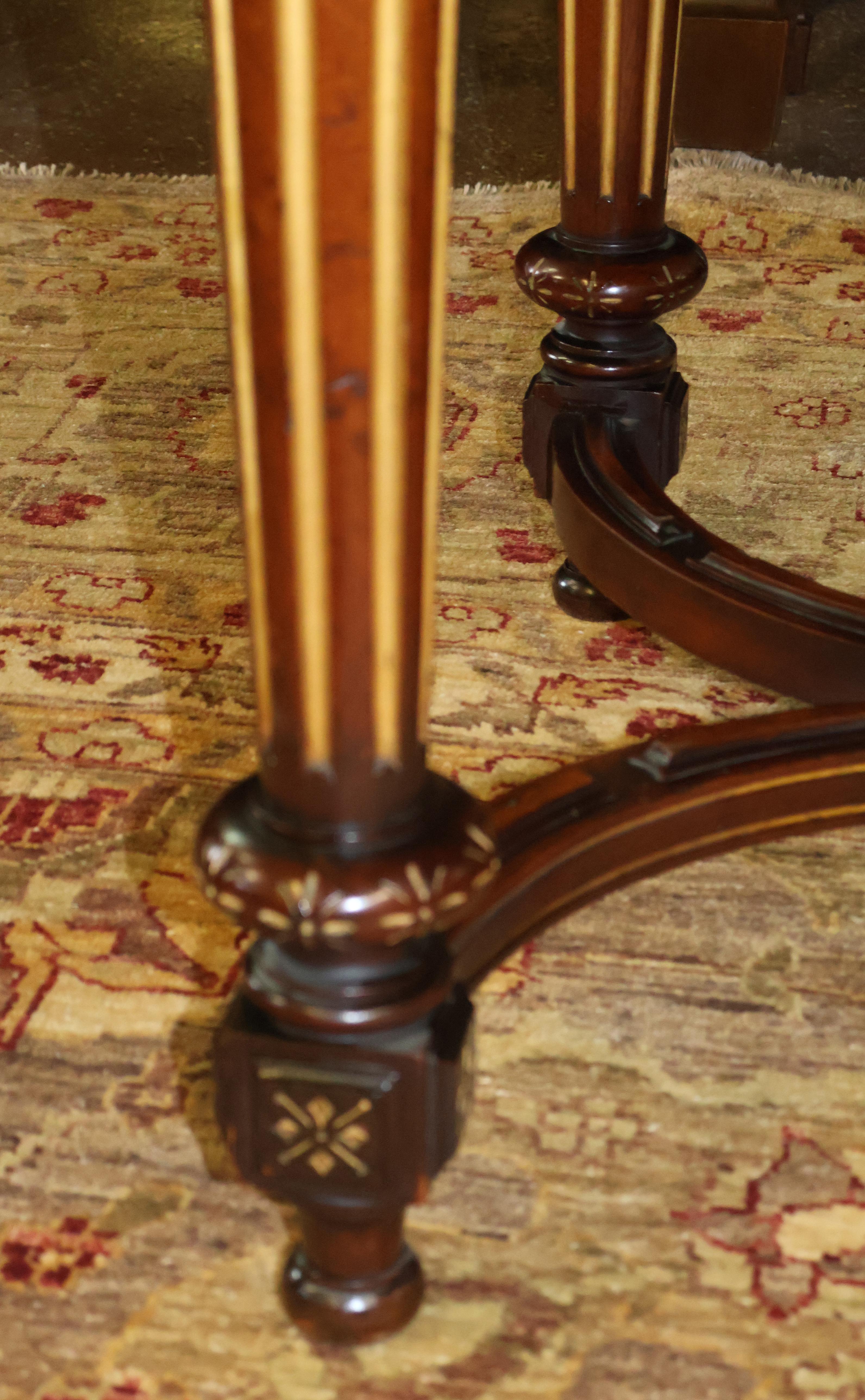 19th Century Napoleon III Inlaid Rosewood Occasional Center Entry Table For Sale 14