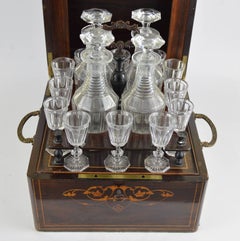 19. Jahrhundert Napoleon III. Likör-Intarsienschalen-Kristallkaraffen und -Gläser mit Intarsien