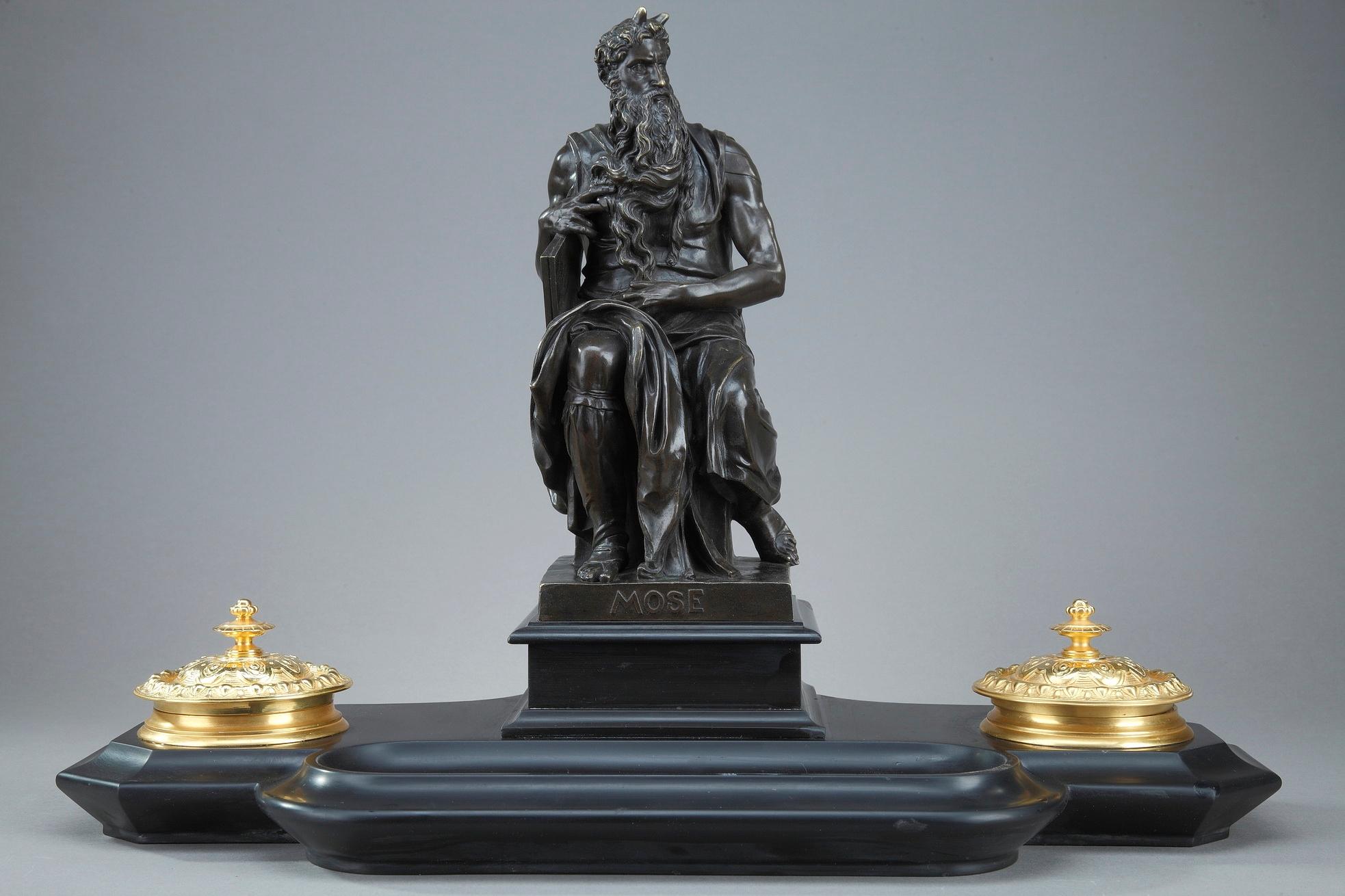 Néo-Renaissance Encrier en marbre Napoléon III du 19ème siècle Moïse de Michel-Ange par Michel-Ange en vente
