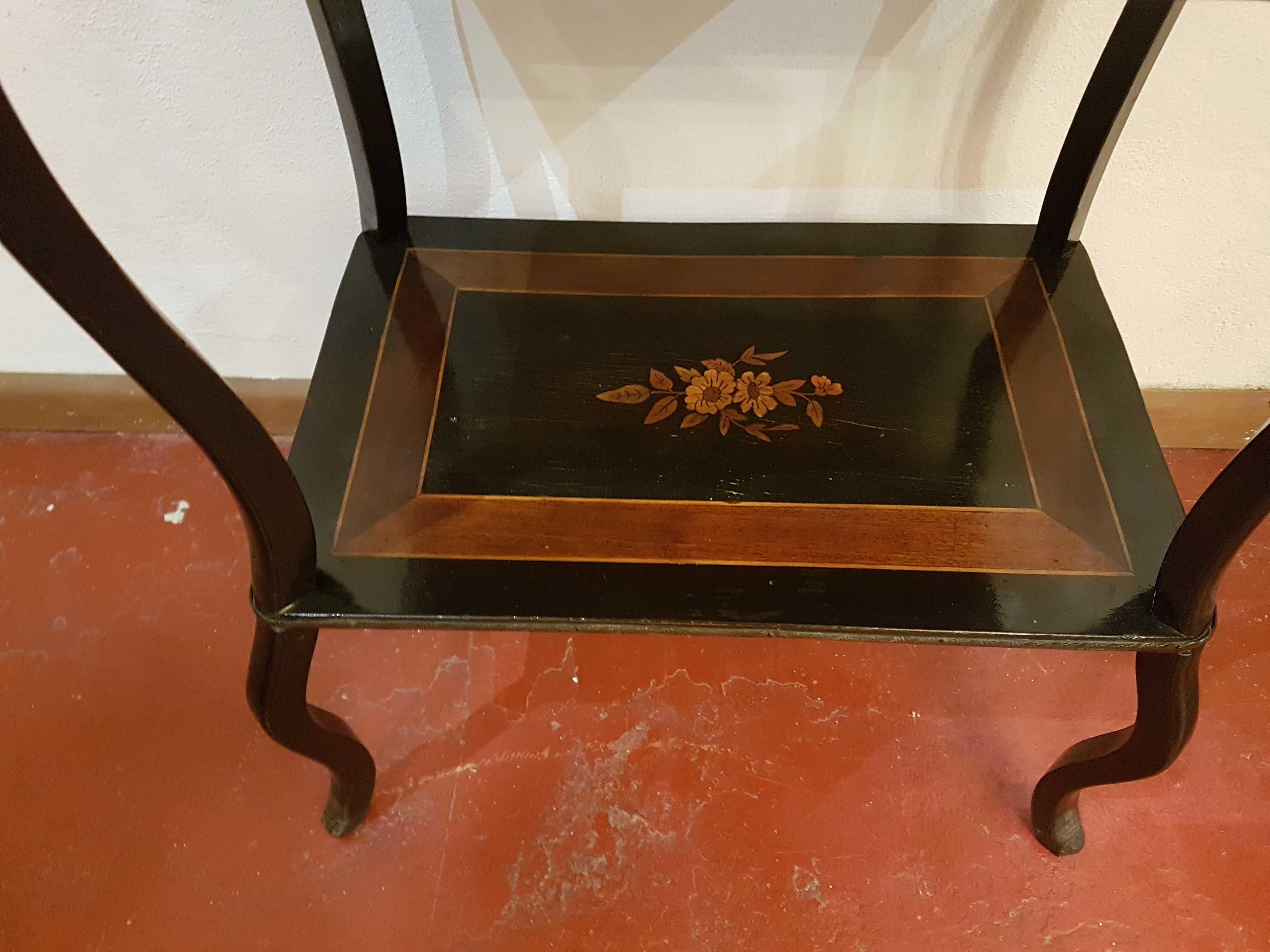 French 19th Century Napoleon III Marquerty Vanity Side Table, France, circa 1860 For Sale