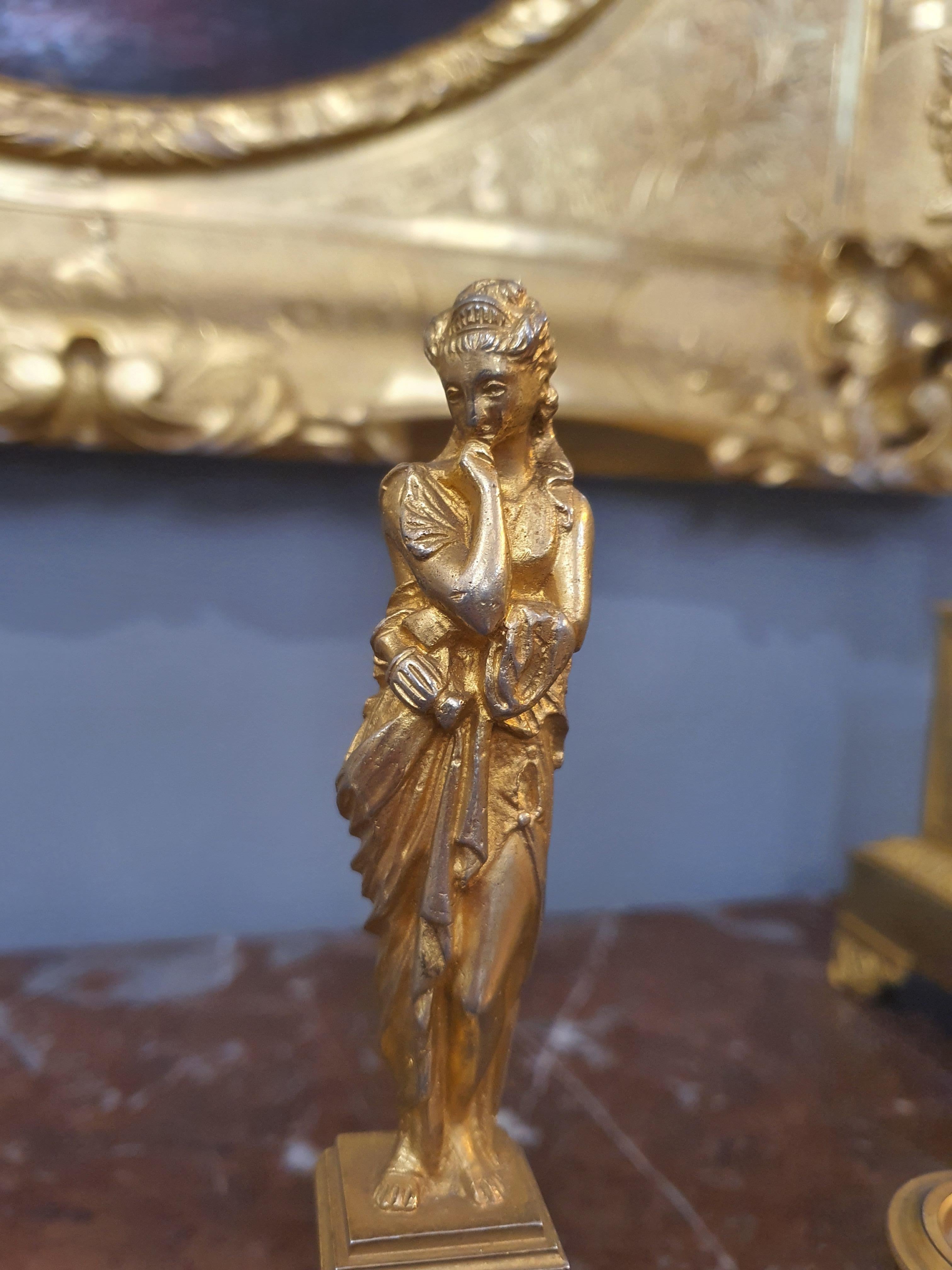 19. Jahrhundert Napoleon III. Paar Kandelaber, vergoldete Bronze, Cloisonné-Emaille im Zustand „Gut“ im Angebot in PALERMO, IT