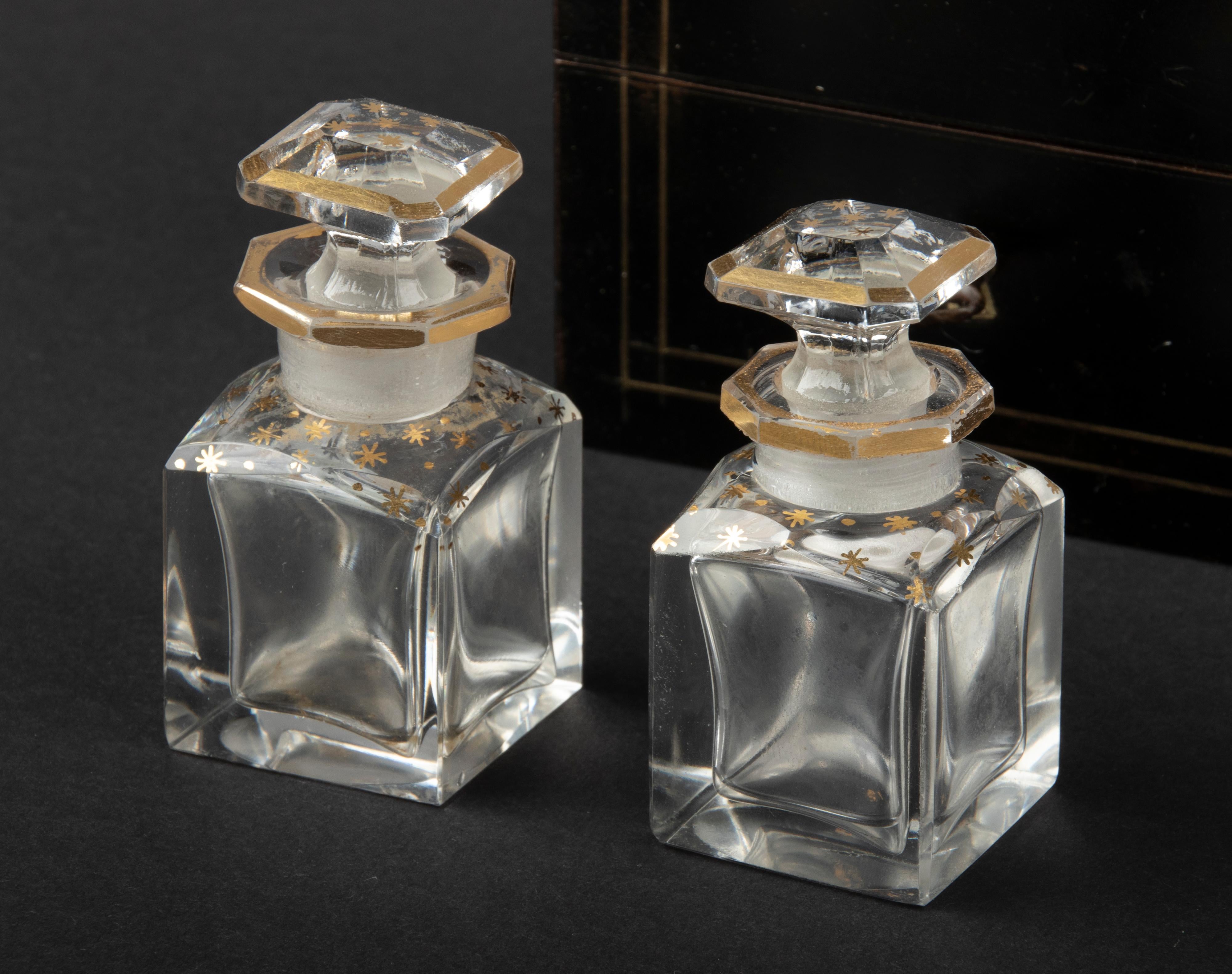 19th Century Napoleon III Perfume Bottle Box In Good Condition In Casteren, Noord-Brabant