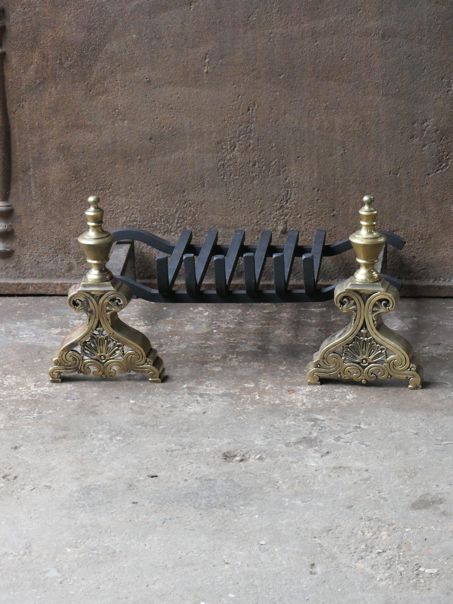 Rejilla de chimenea de época Napoleón III del siglo XIX, rejilla de fuego Francés en venta