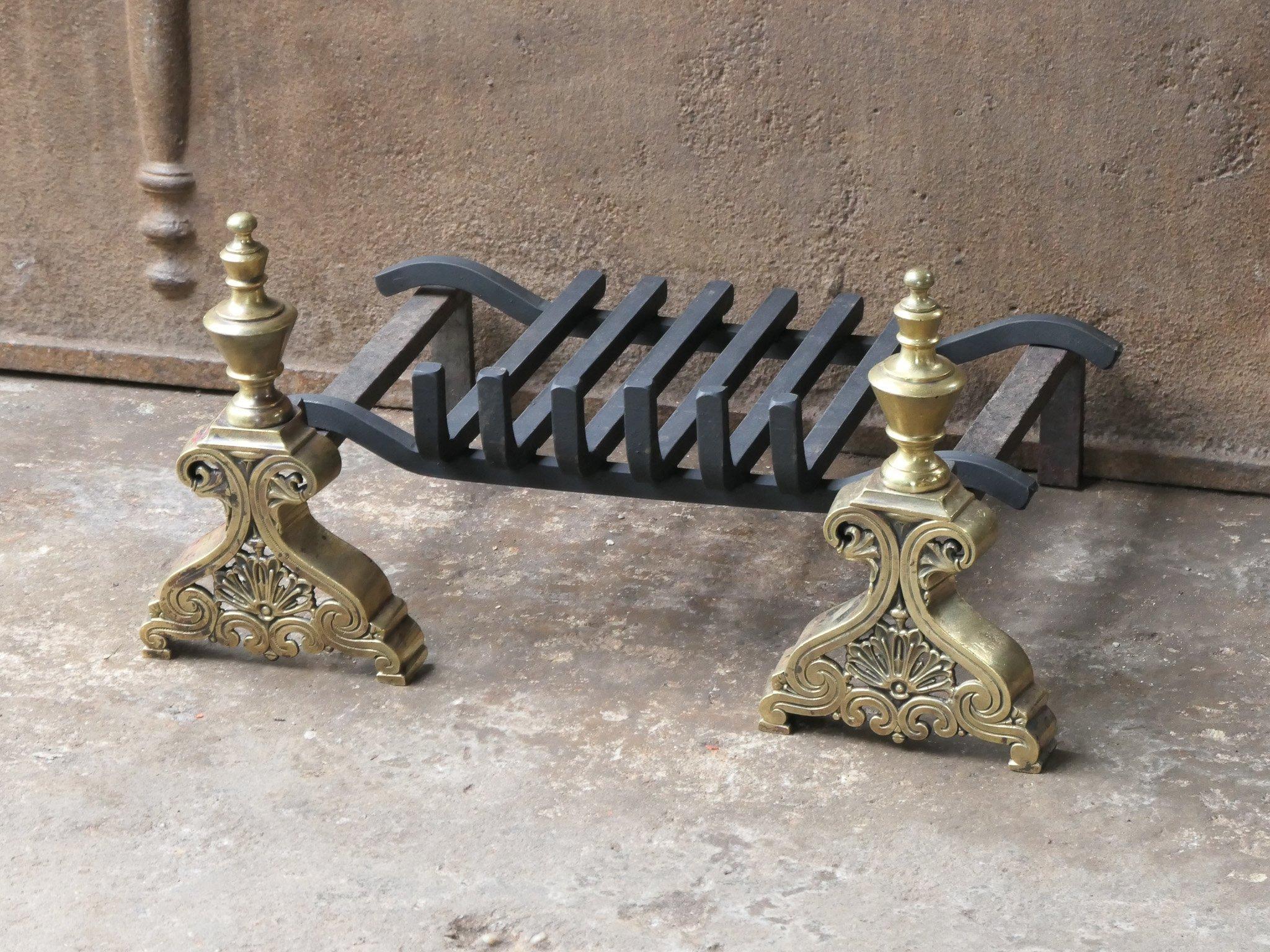 Rejilla de chimenea de época Napoleón III del siglo XIX, rejilla de fuego en Bueno estado para la venta en Soest, NL
