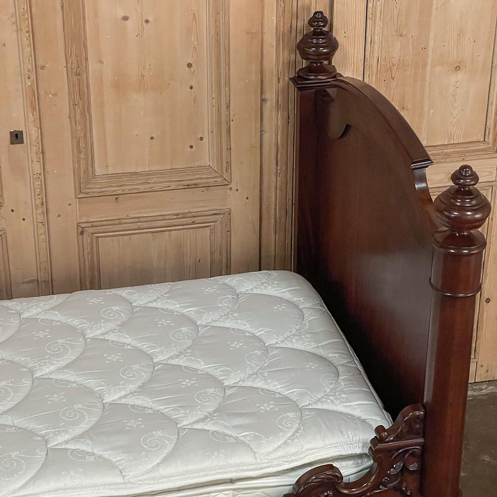 19th Century Napoleon III Period Mahogany Wall Bed For Sale 1