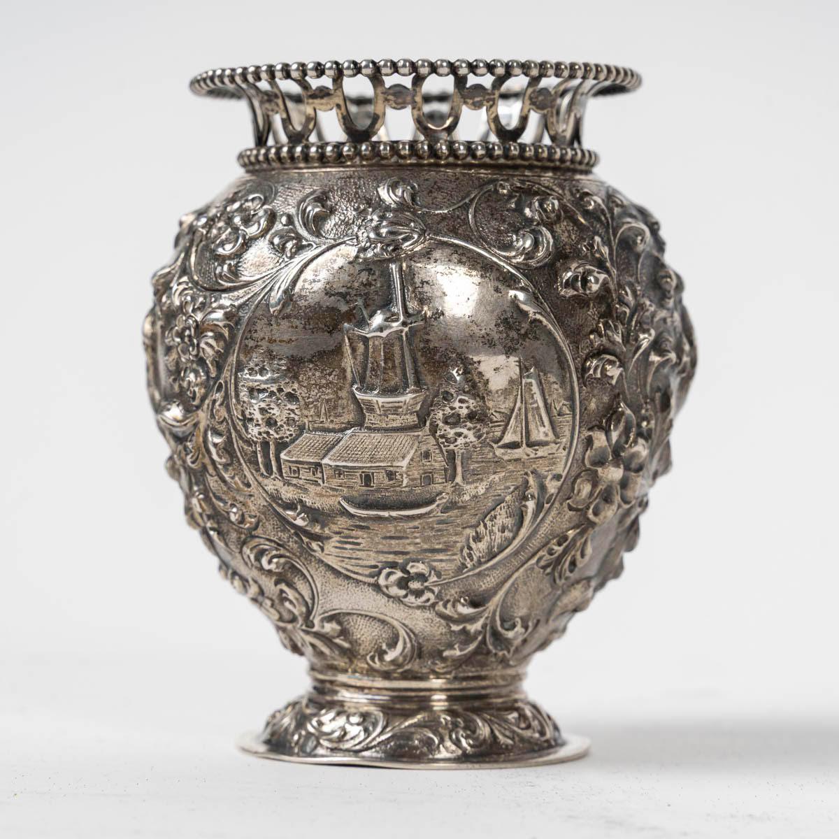 Service à thé en argent massif d'époque Napoléon III, 19e siècle. en vente 6