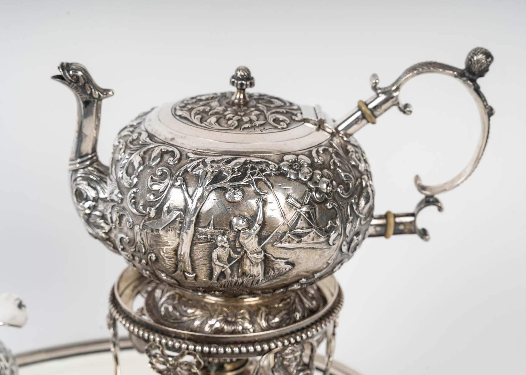Service à thé en argent massif d'époque Napoléon III, 19e siècle. Bon état - En vente à Saint-Ouen, FR