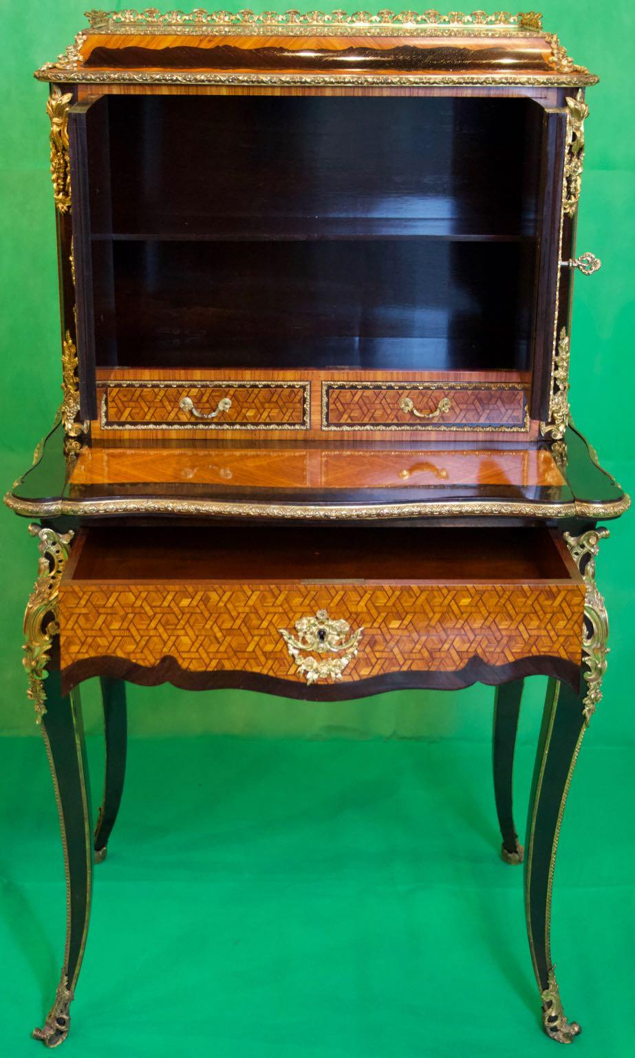 19th Century French Napoleon III Rosewood and Kingwood  Writing Table, 1850s In Good Condition In Roma, RM