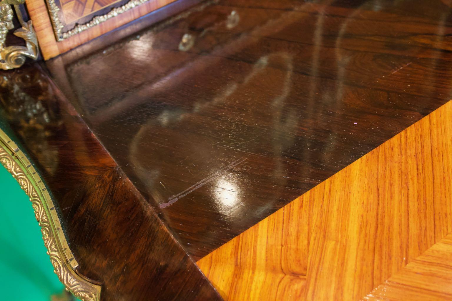 19th Century French Napoleon III Rosewood and Kingwood  Writing Table, 1850s 5