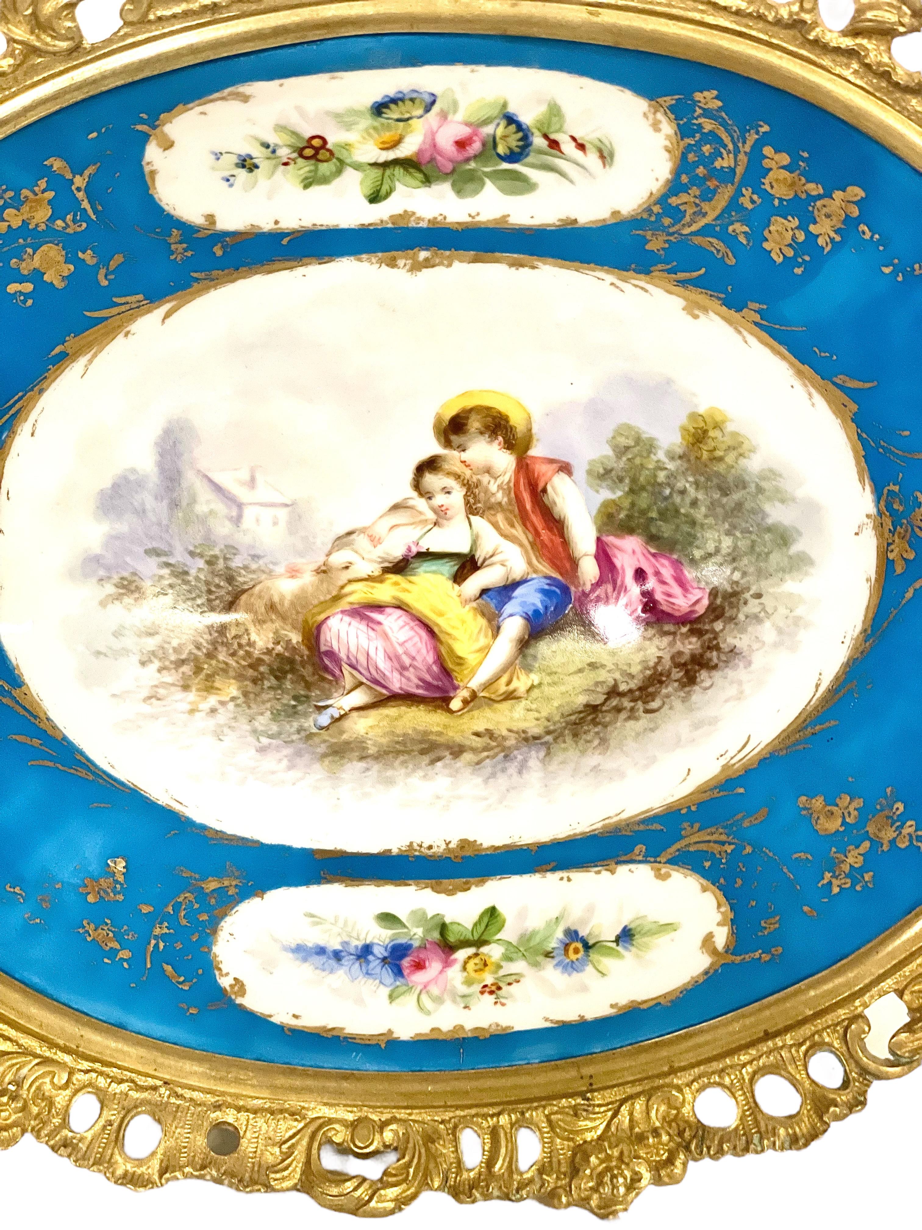 19th Century Napoleon III Sèvres Porcelain and Bronze Centerpiece For Sale 8