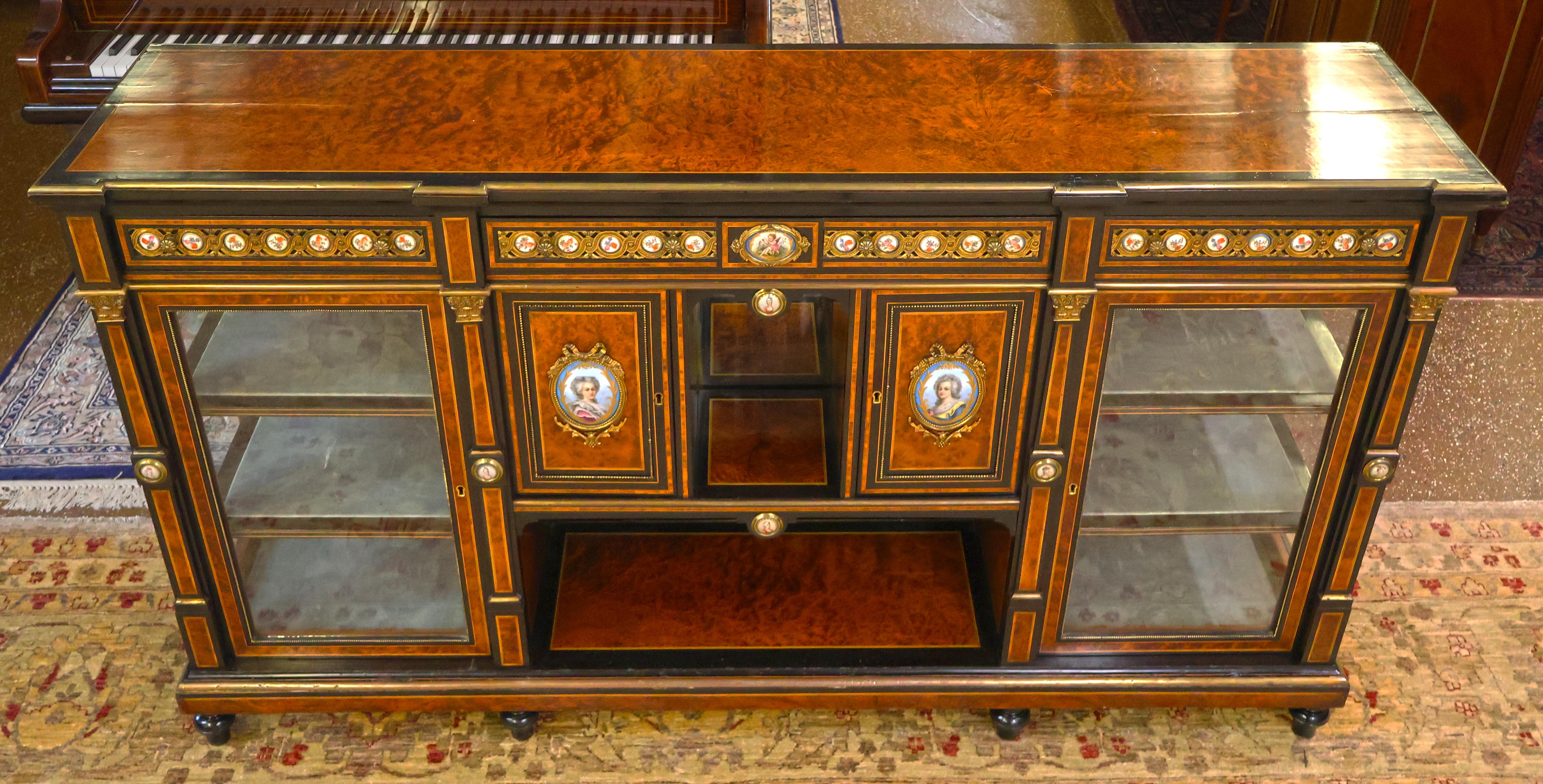 ​19th Century Napoleon III Style English Inlaid Porcelain Credenza Sideboard

Dimensions : 41