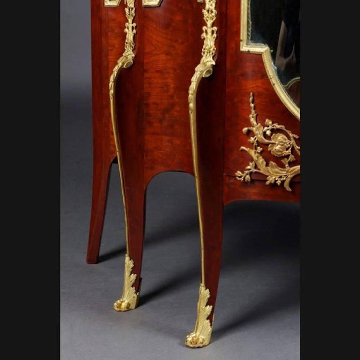 Vitrina in mogano stile Napoleone III del XIX secolo in vendita 2