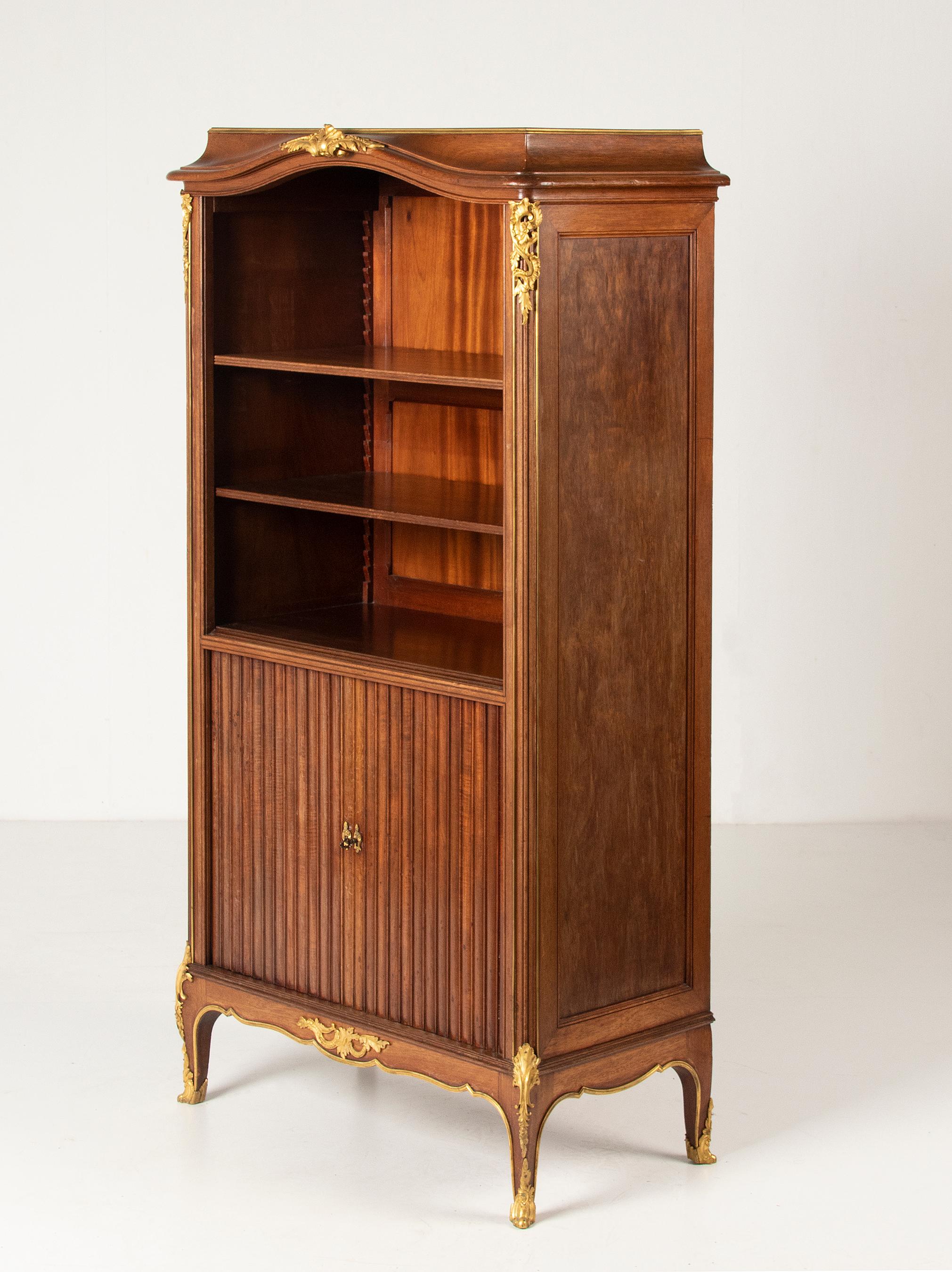 19. Jahrhundert Napoleon III Tambour-Tür-Bücherregal im Angebot 1