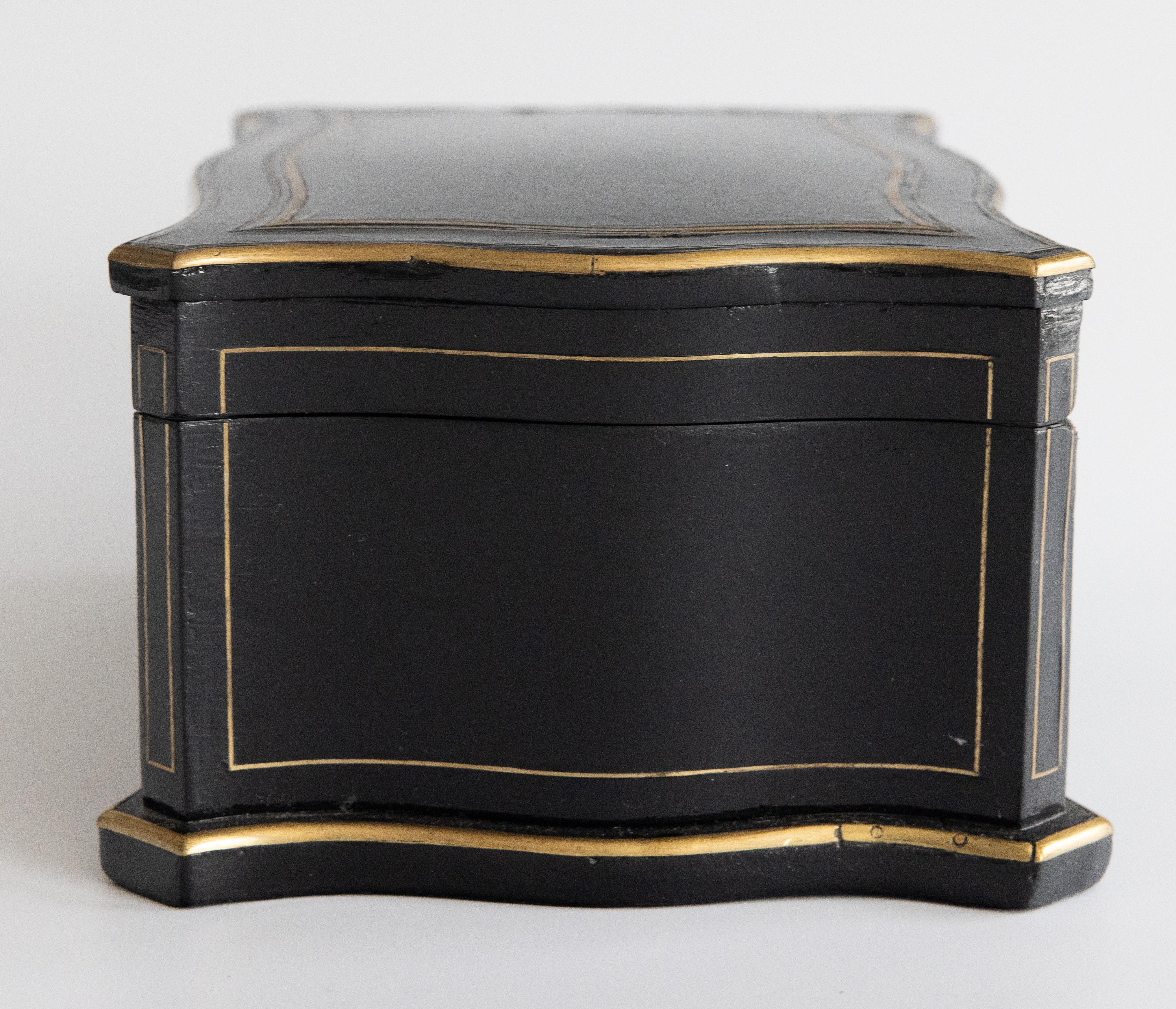 19. Jahrhundert Napoleon III Vervelle Ebonle Box mit Messing-Inlay im Zustand „Gut“ im Angebot in Pearland, TX