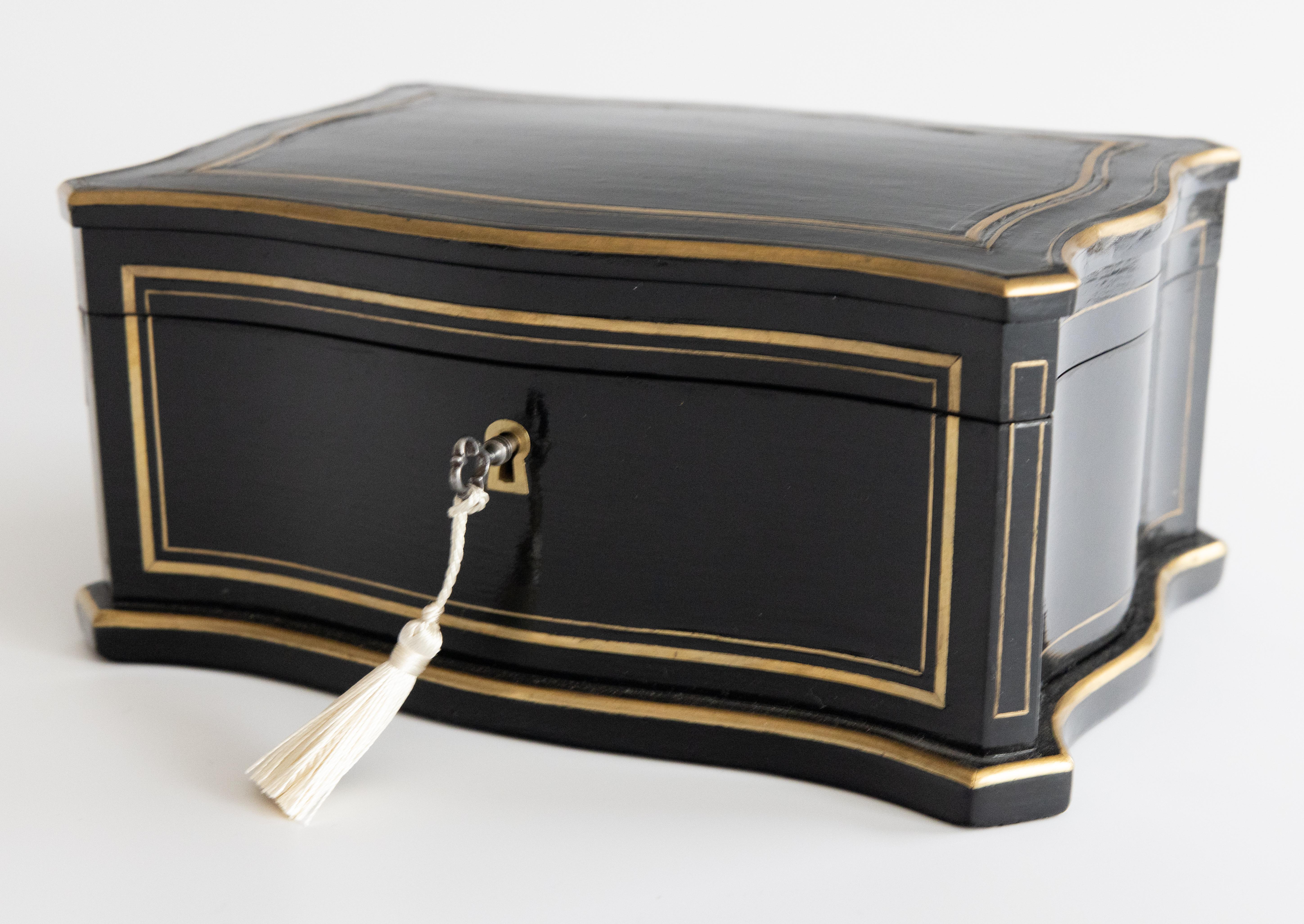 19. Jahrhundert Napoleon III Vervelle Ebonle Box mit Messing-Inlay im Angebot 1