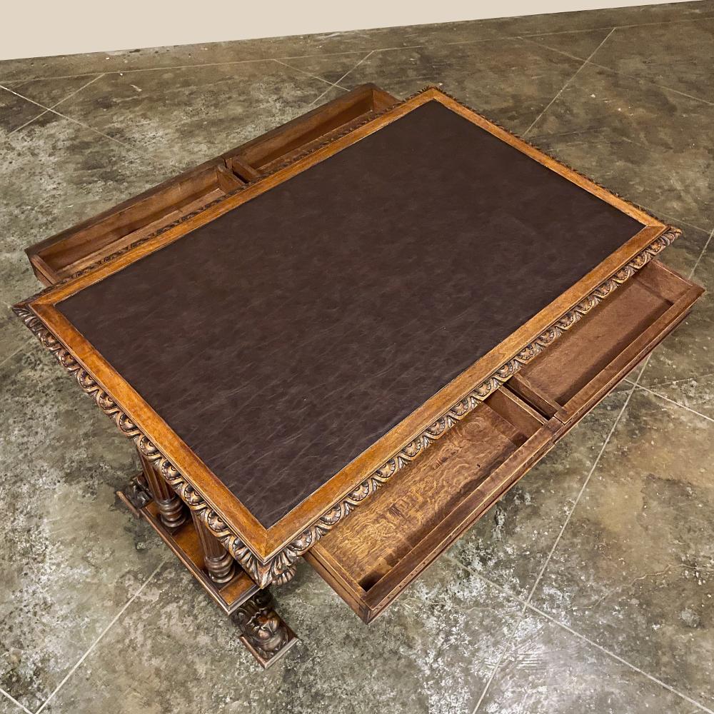 Imitation cuir Bureau des associés Napoléon III du 19ème siècle en noyer avec faux cuir en vente