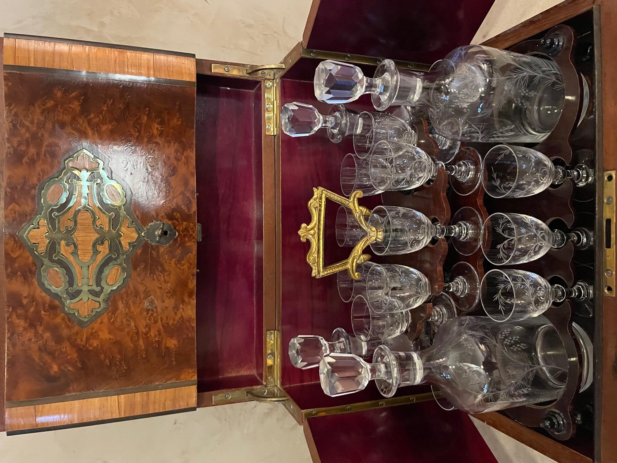 19th Century Napoleon III Walnut Veneer and Brass Marquetry Liquor Cellar For Sale 6
