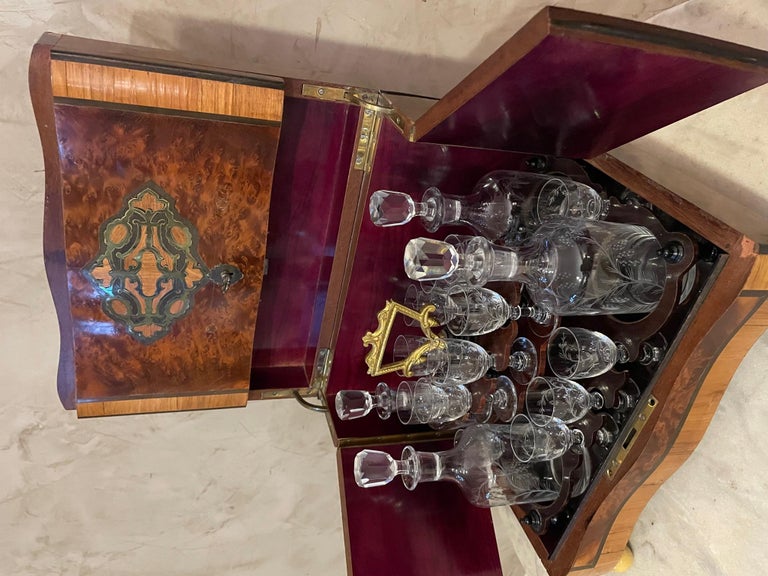 19th Century Napoleon III Walnut Veneer and Brass Marquetry Liquor Cellar For Sale 7