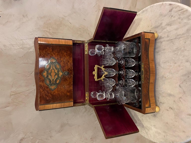19th Century Napoleon III Walnut Veneer and Brass Marquetry Liquor Cellar For Sale 4
