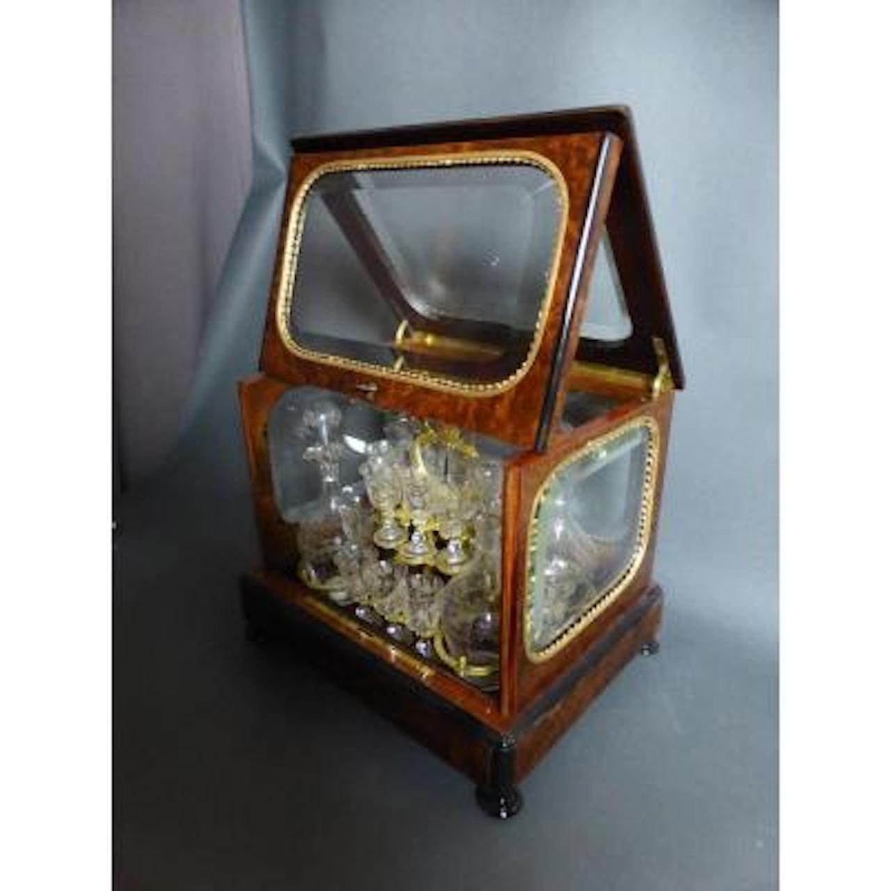 19th Century Napoleon III Wood Marquetry and Beveled Glasses Liquor Cellar For Sale 6