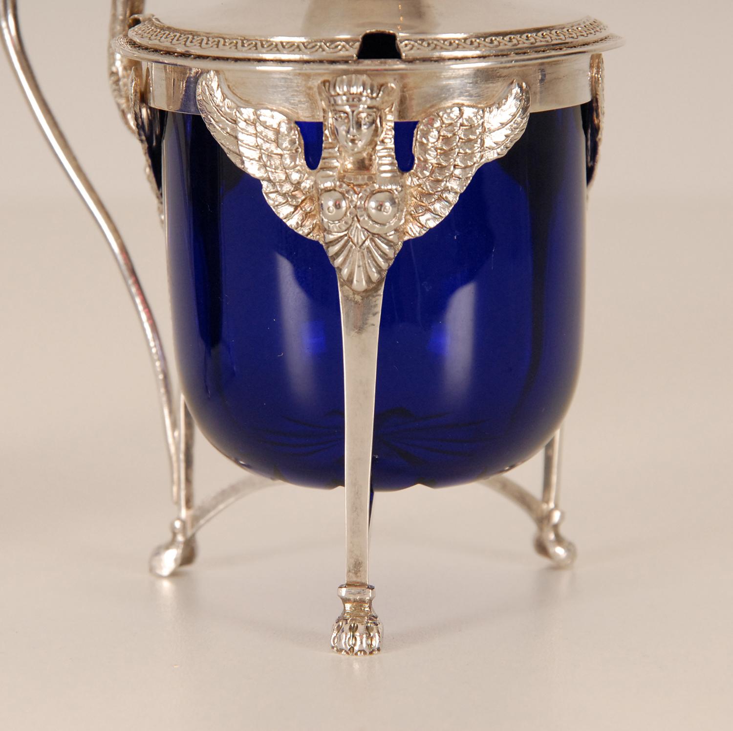 French Empire Sterling Silver Salt Cellar Blue Glass Liners Return from Egypt In Good Condition For Sale In Wommelgem, VAN