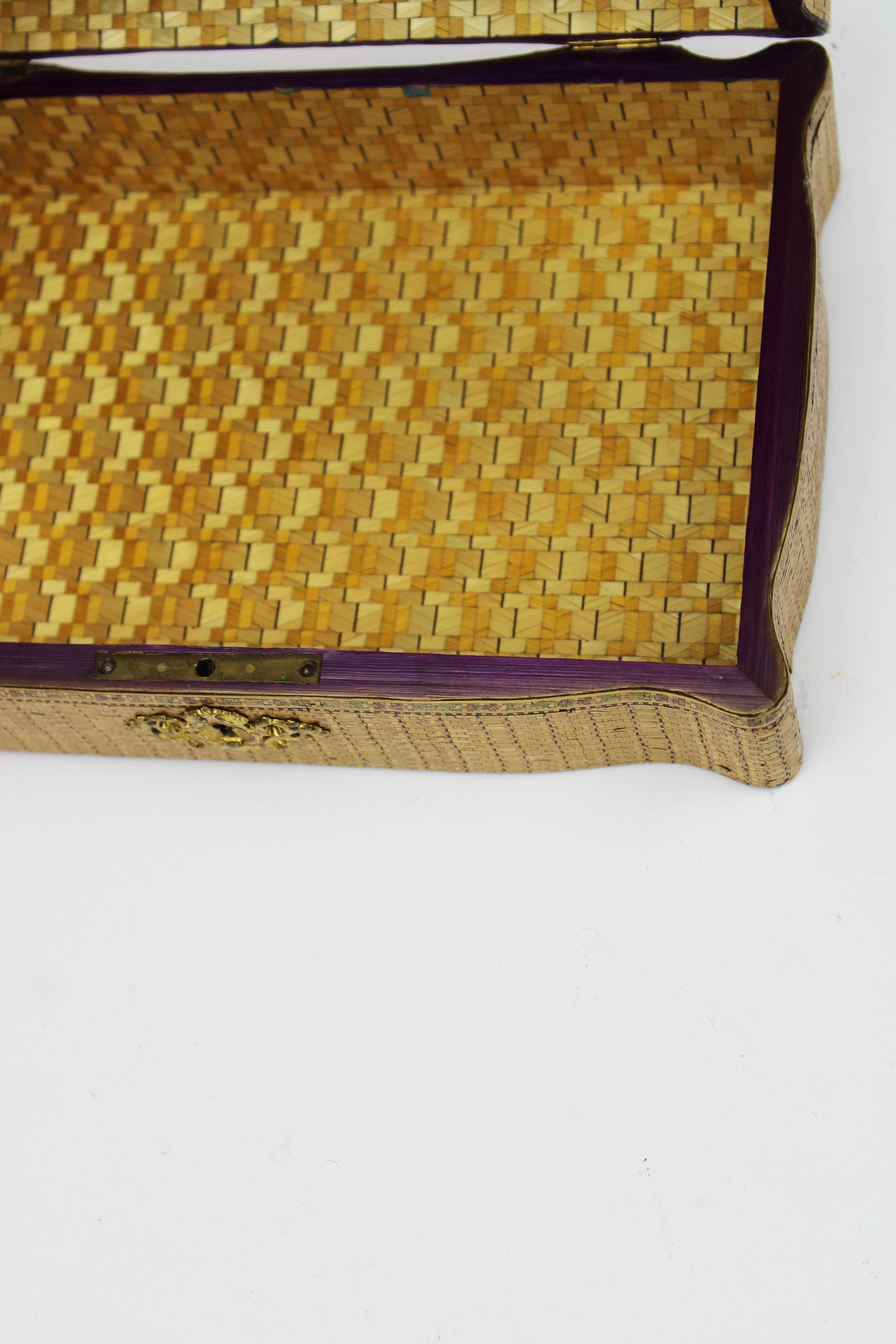 19th Century Napoleonic Prisoner of War Marquetry Straw Veneer Box England For Sale 3