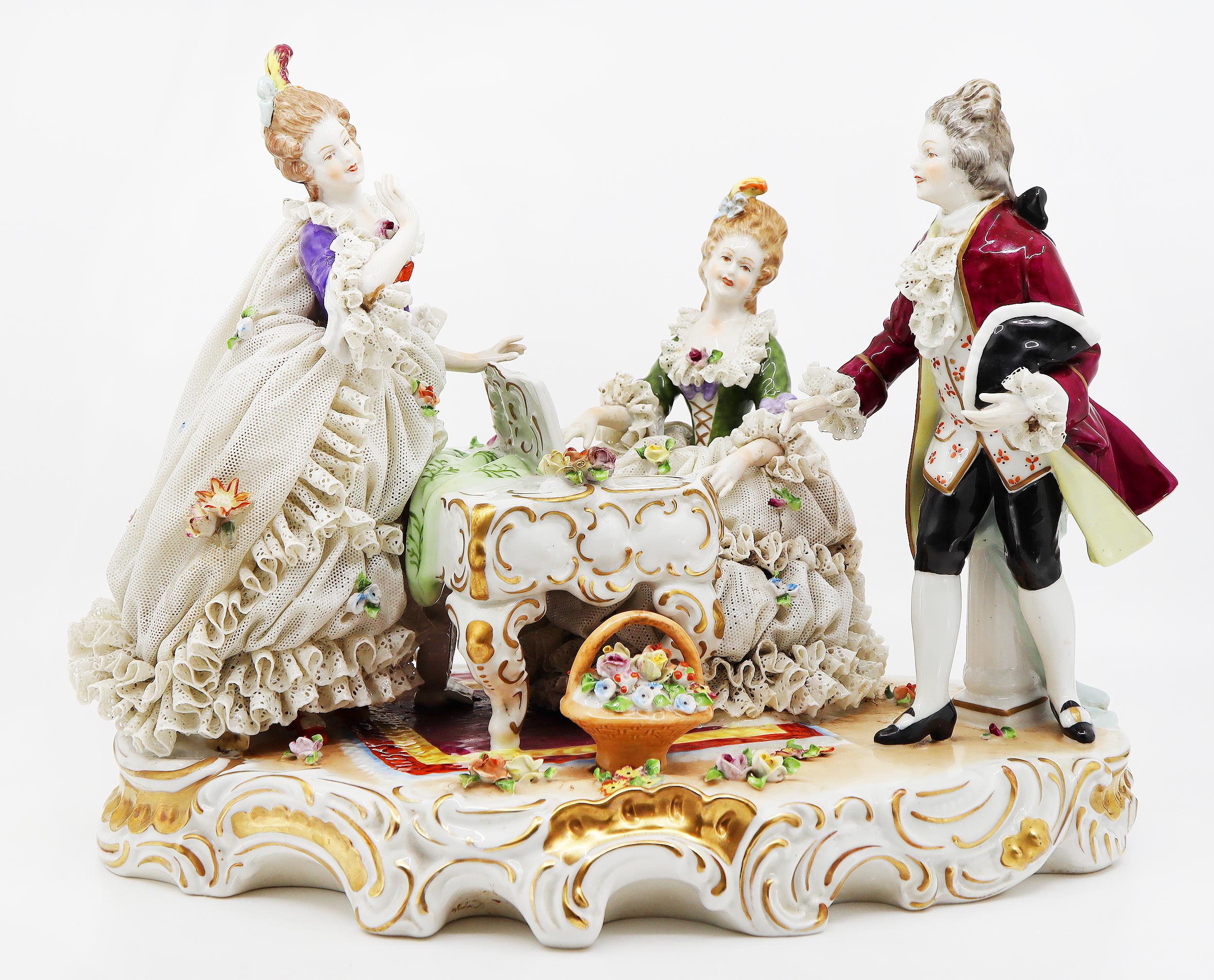 A group engaged in a musical scene
19th century marked (N with a crown) for Neapel
Porcelain, hand painted.

   

Shipping included 
Free and fast delivery door to door by air
Original art work(s) from Europe.
   