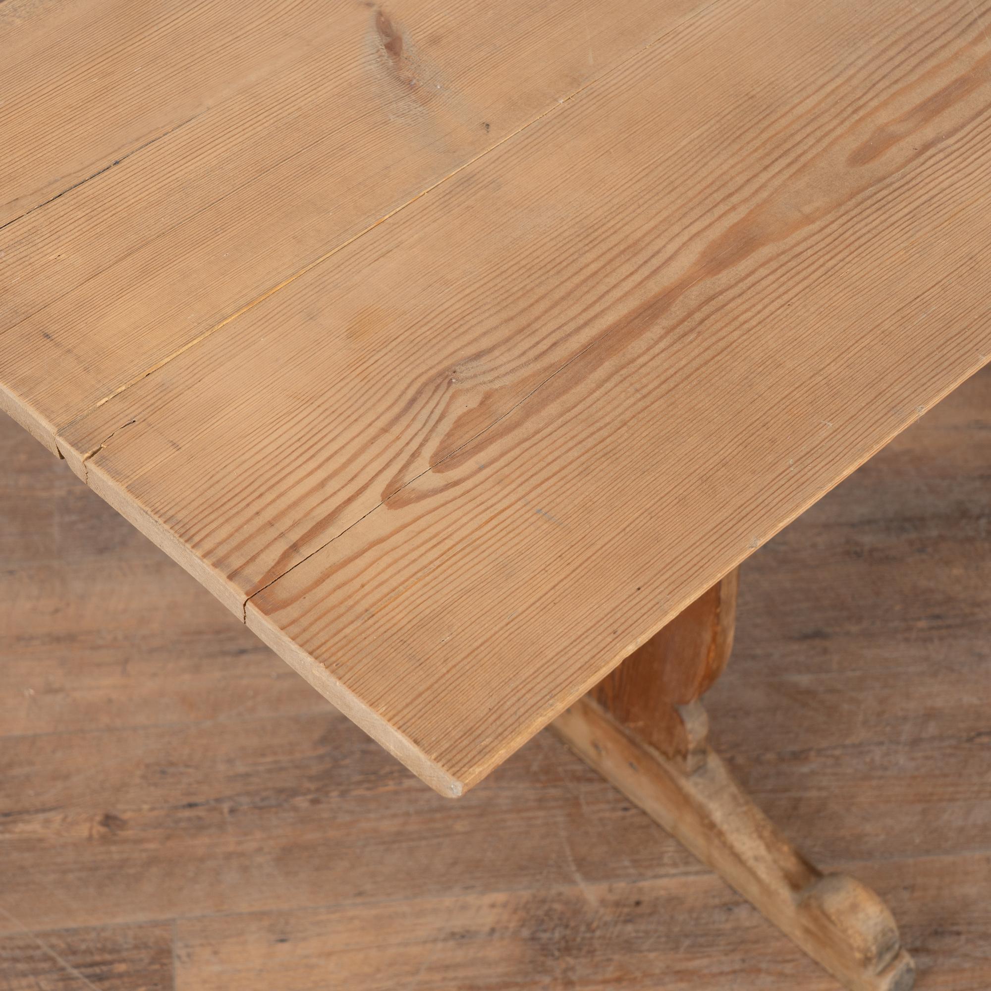 19th Century Narrow Swedish Pine Trestle Console Table For Sale 3
