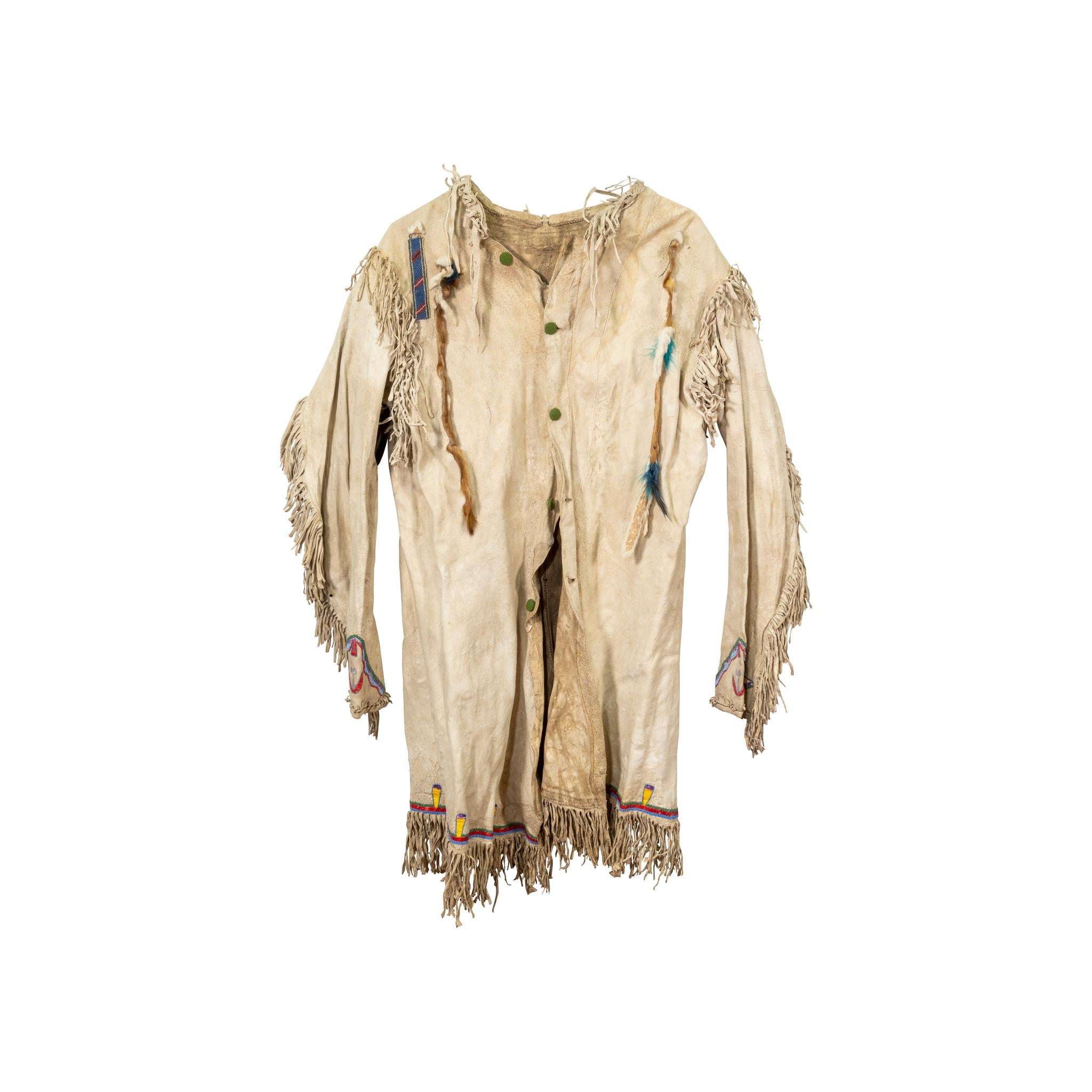Hidatsa Arikara Medizinhemd der amerikanischen Ureinwohner des 19. Jahrhunderts (Indigene Kunst (Nord-/Südamerika)) im Angebot