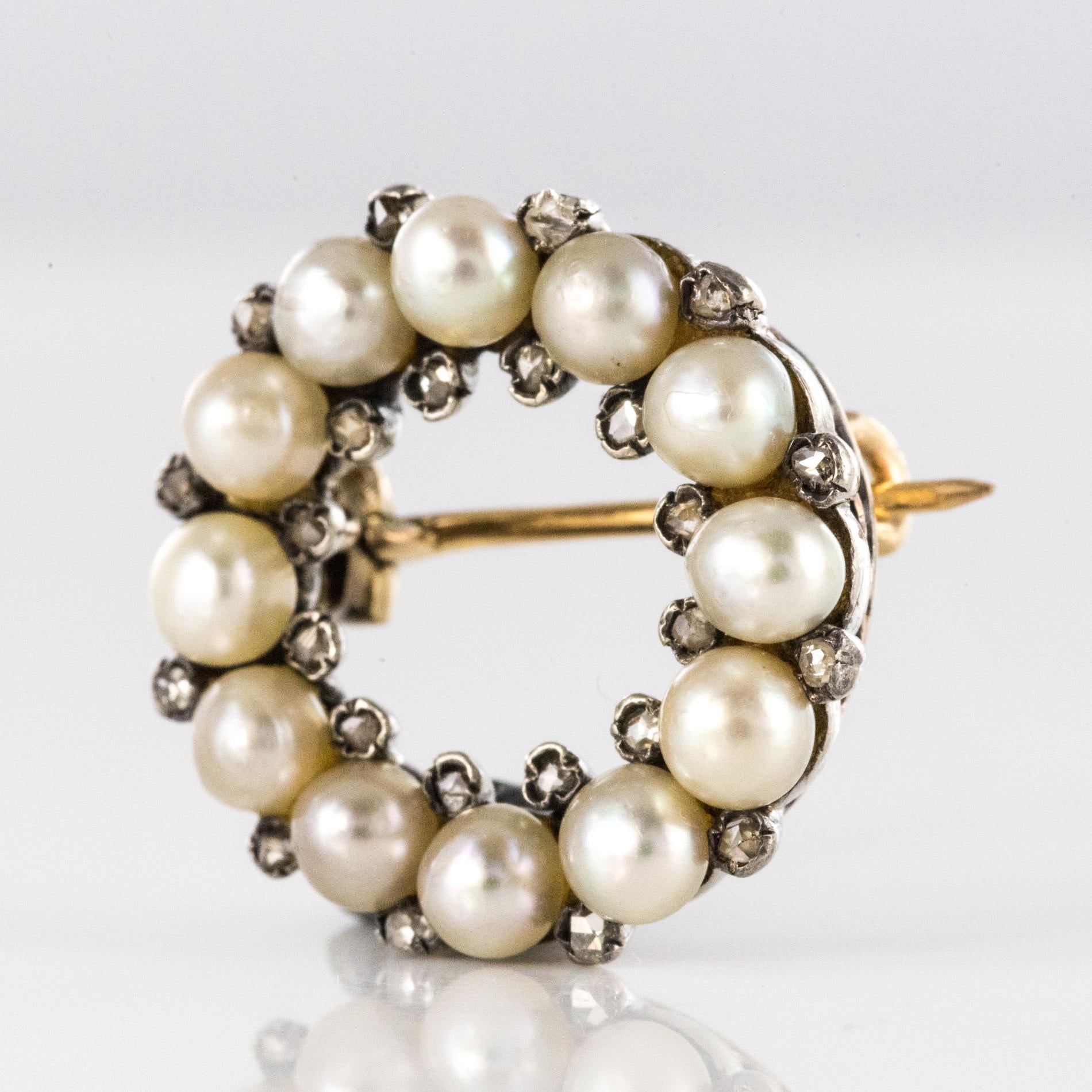 Napoleon III 19th Century Natural Pearl Diamonds 18 Karat Yellow Gold Round Brooch For Sale