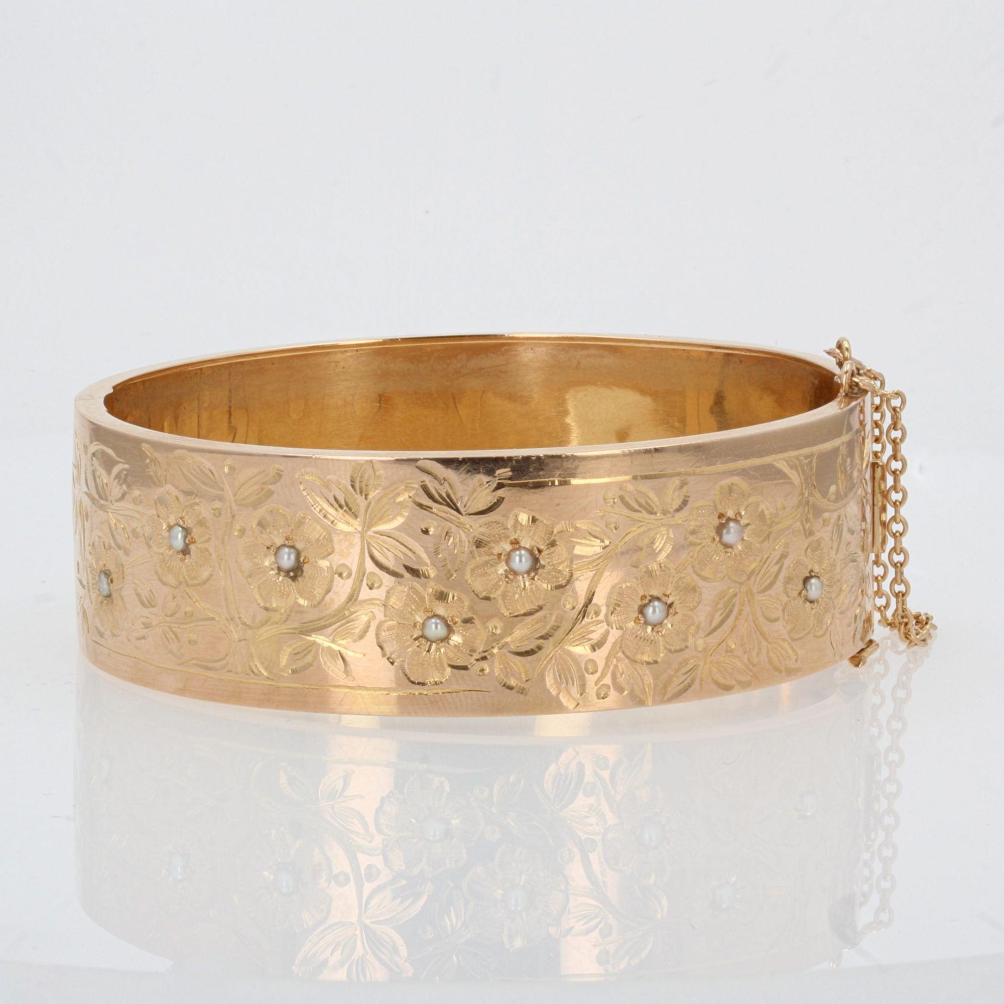 19th Century Natural Pearl Floral Pattern 18 Karat Rose Gold Bangle Bracelet For Sale 2