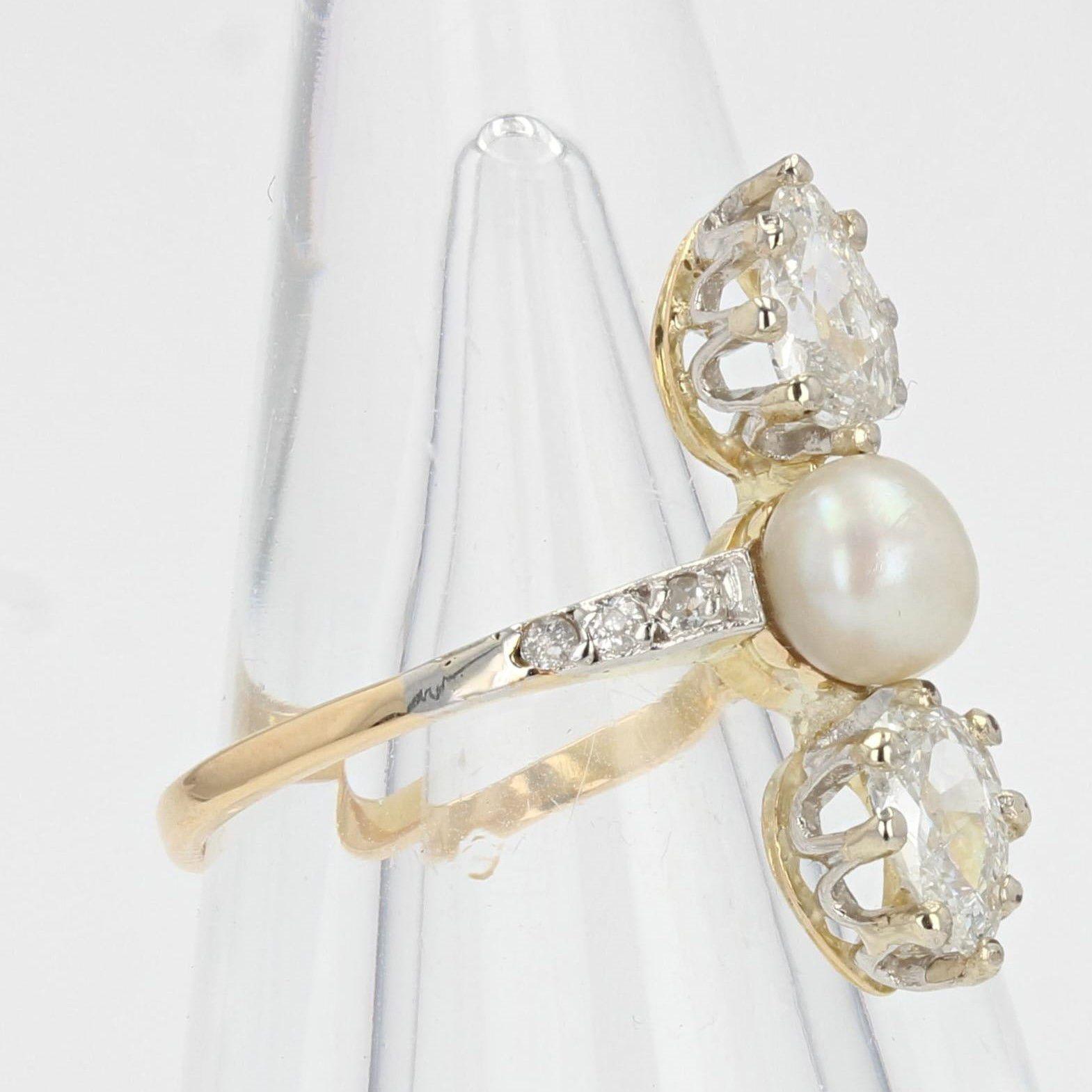 Bague en or jaune 18 carats avec perles naturelles tailles en poire et diamants, XIXe sicle Bon état - En vente à Poitiers, FR