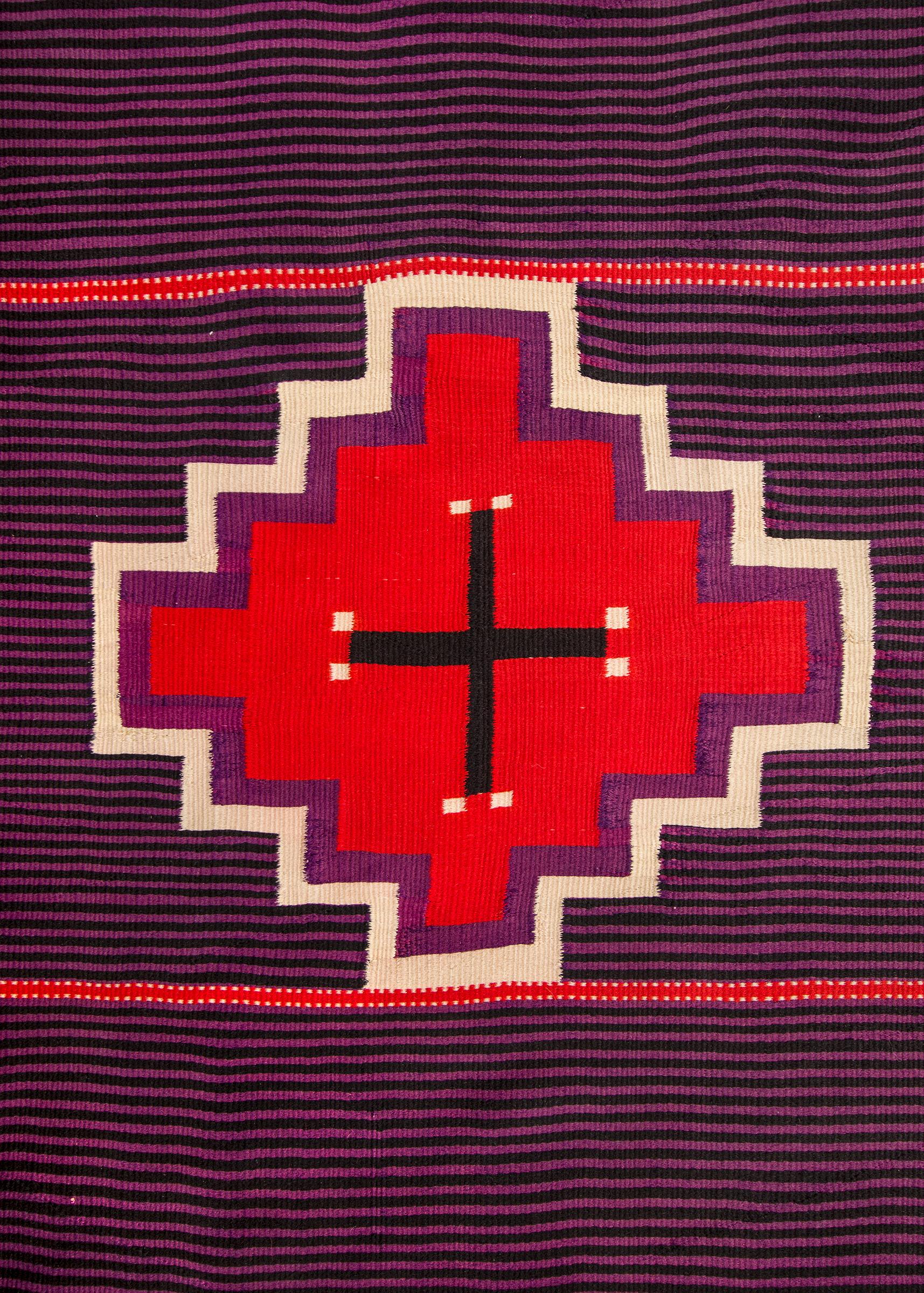 American 19th Century Navajo Blanket with a Nine Point Diamond and Cross with Red For Sale