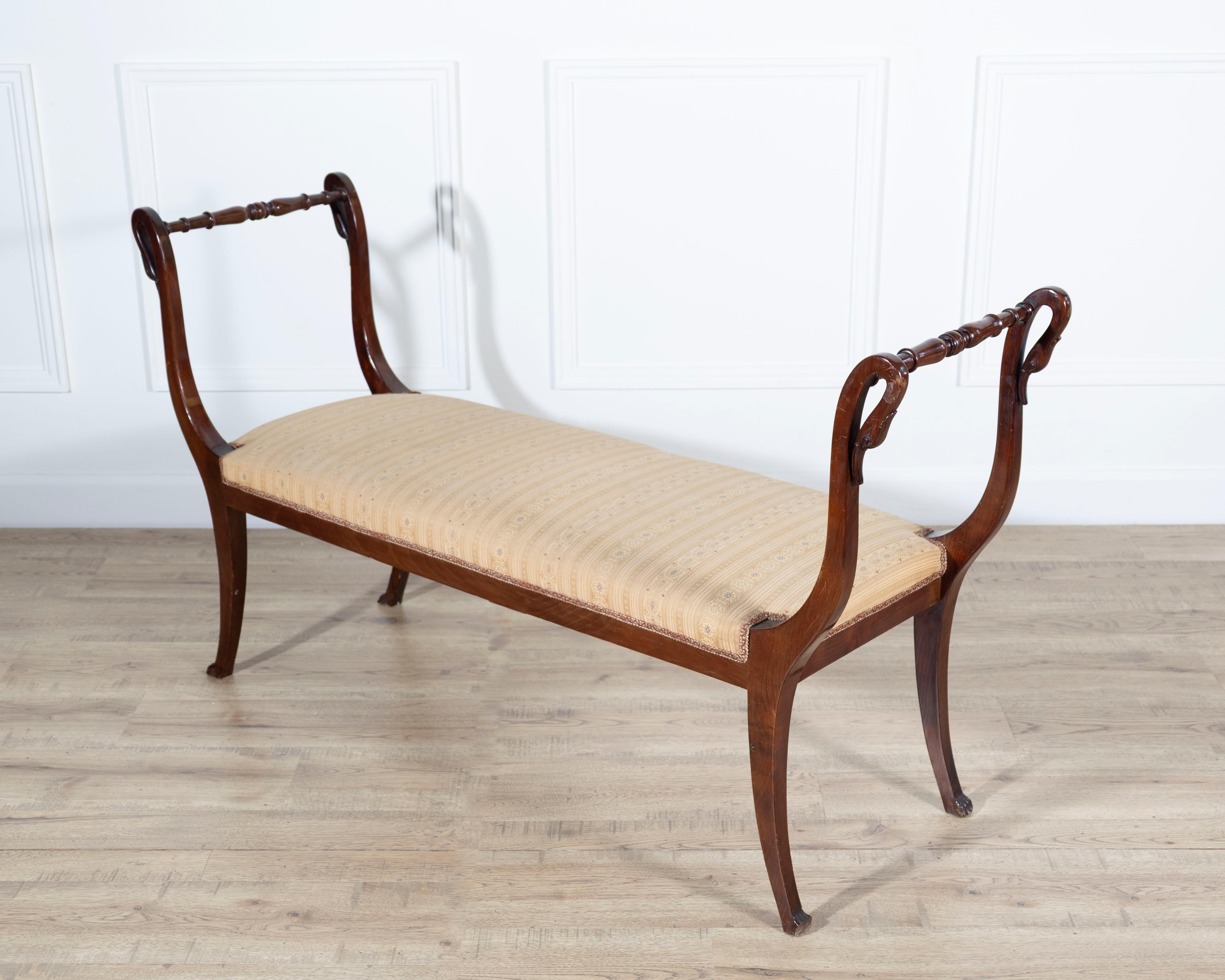 19th Century Neapolitan Empire Bench in Solid Mahogany with Swan Motifs For Sale 2