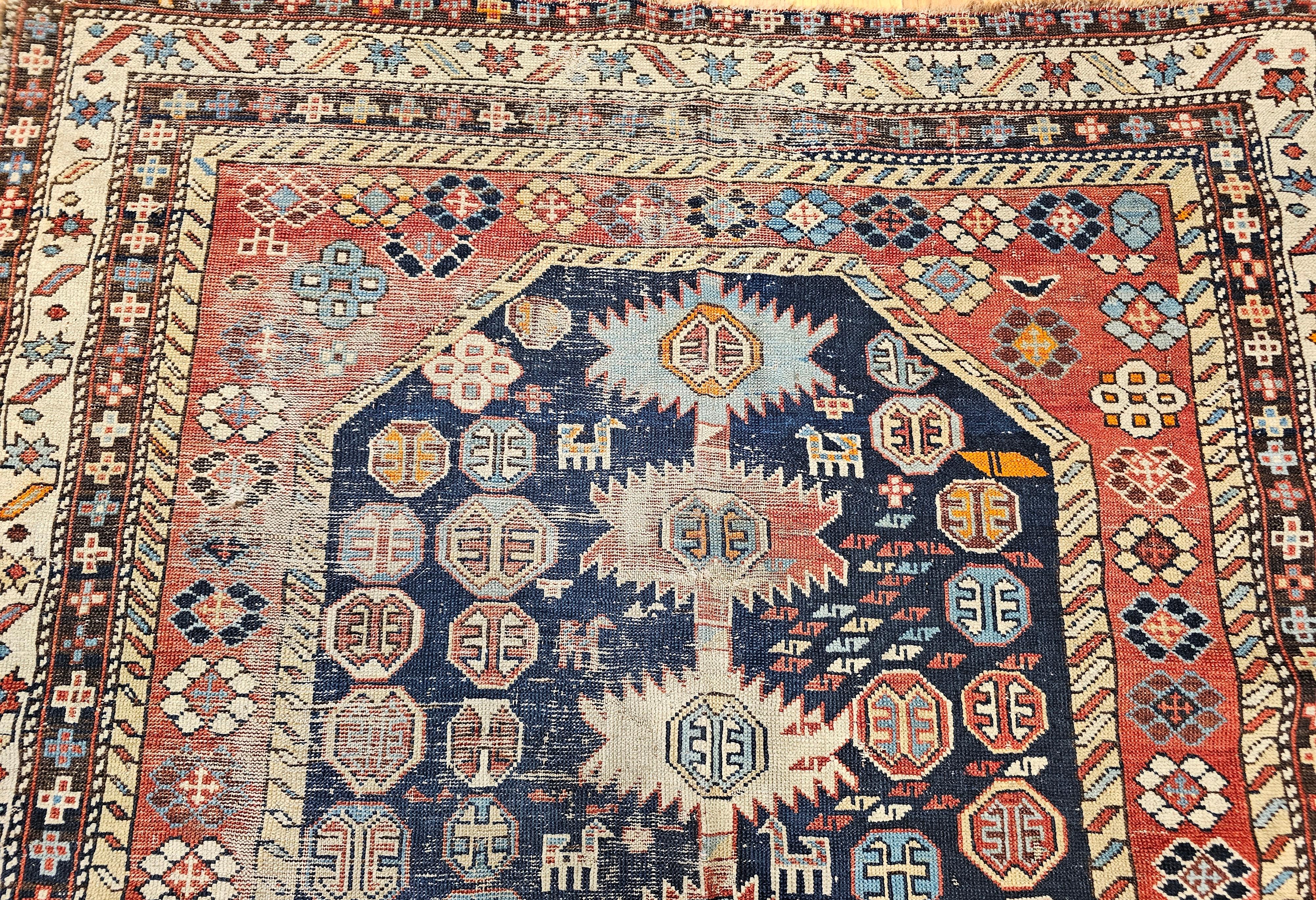 Tapis du Kazak caucasien de taille carrée du 19ème siècle en vente 1