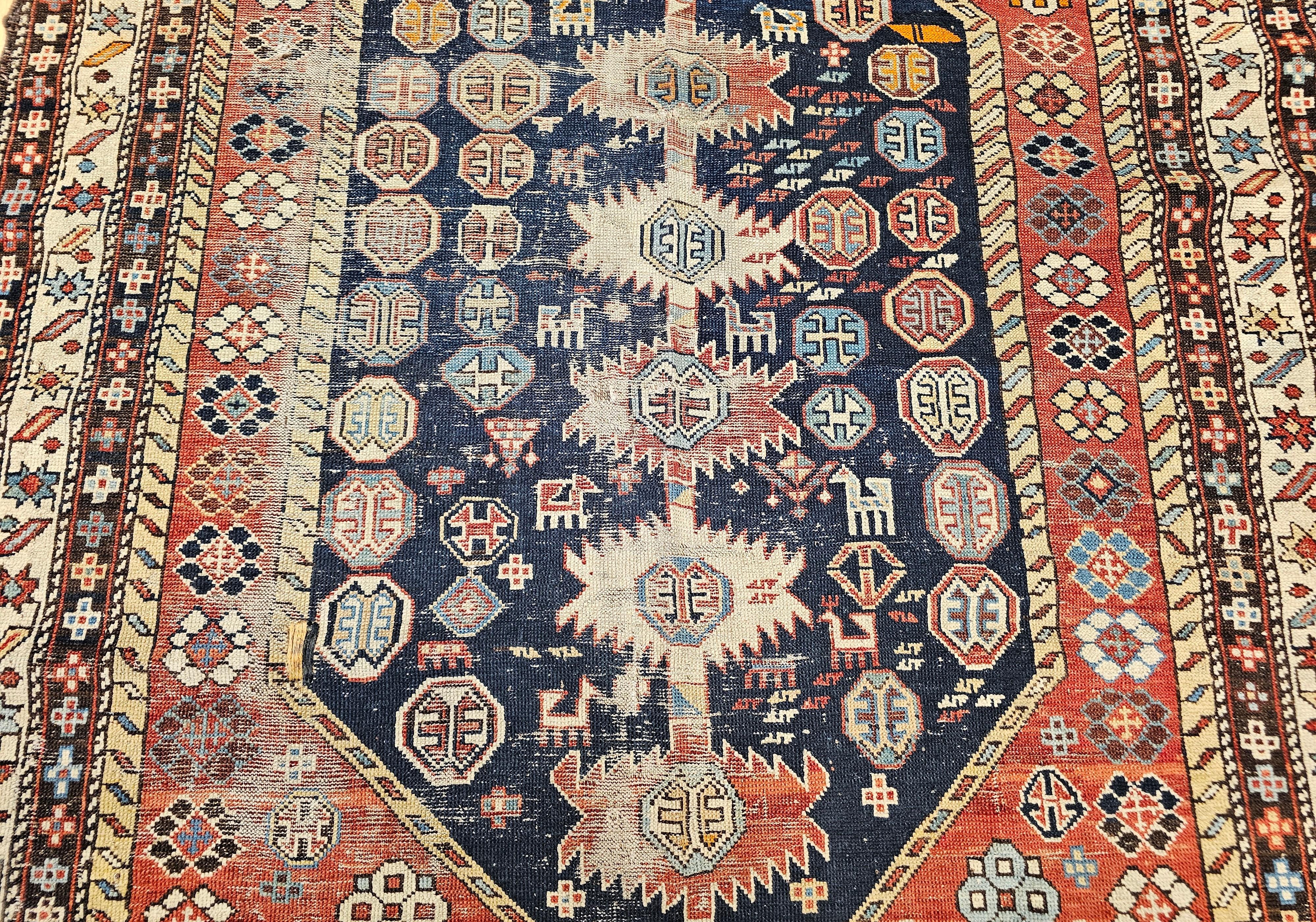 Tapis du Kazak caucasien de taille carrée du 19ème siècle en vente 2