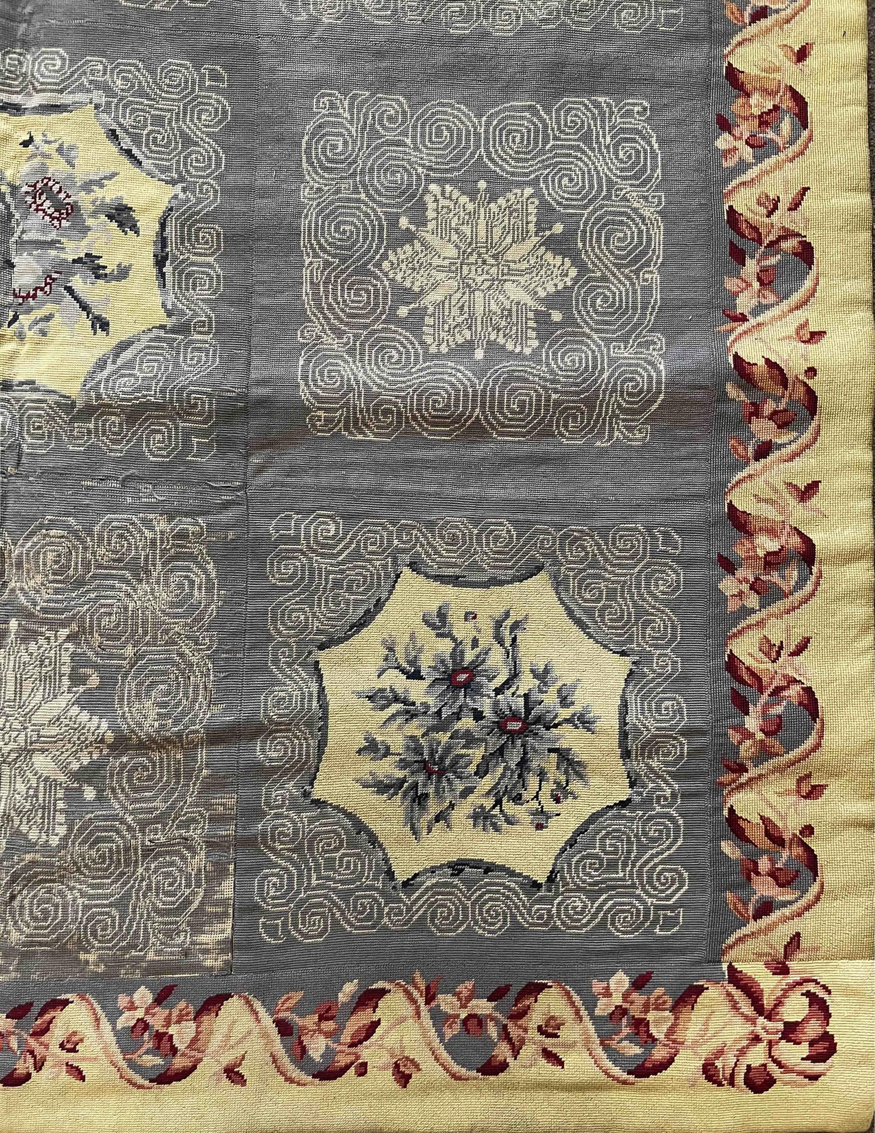 Nadelspielteppich aus dem 19. Jahrhundert, N° 1179 (Aubusson) im Angebot