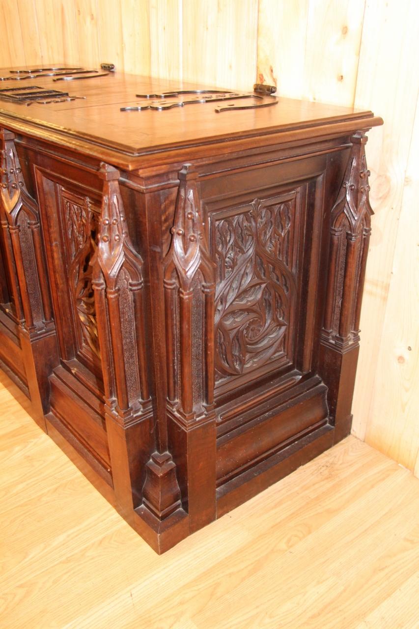 Wood 19th Century Neo-Gothic Chest Inspired by a Model from the Museum of Decorative For Sale
