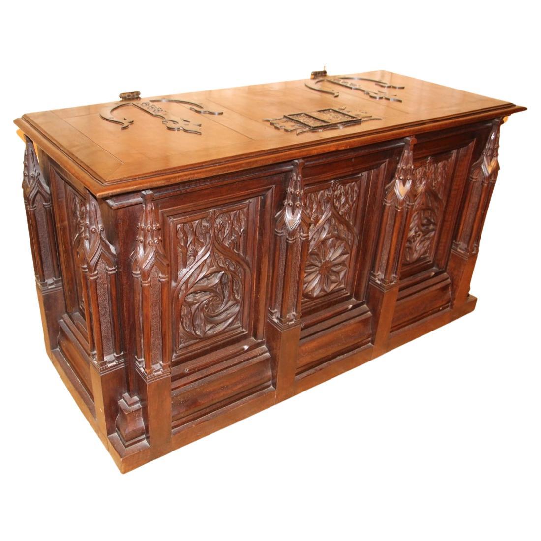 19th Century Neo-Gothic Chest Inspired by a Model from the Museum of Decorative For Sale