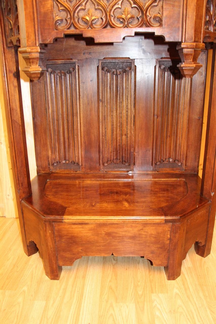 19th Century Neo-Gothic Dressoir After a Model from the Museum of Decorative Ar For Sale 2