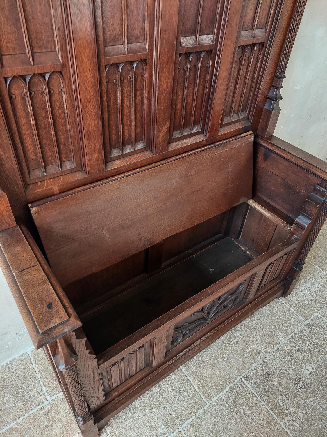 19th Century Neo-Gothic French Hand Carved Oak Hall Bench 7