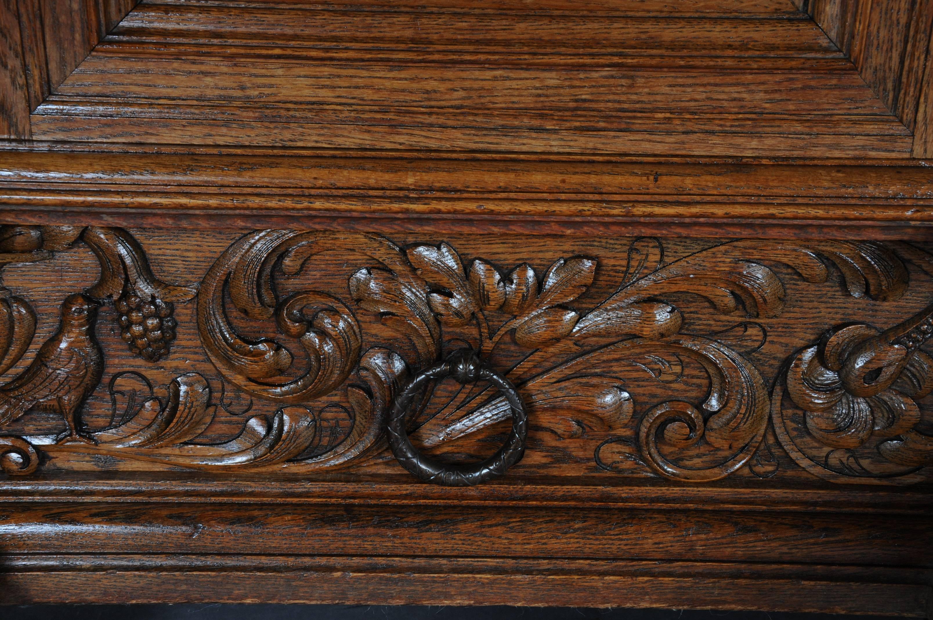 19th Century Neo Renaissance Console Buffet, Solid Oak For Sale 1