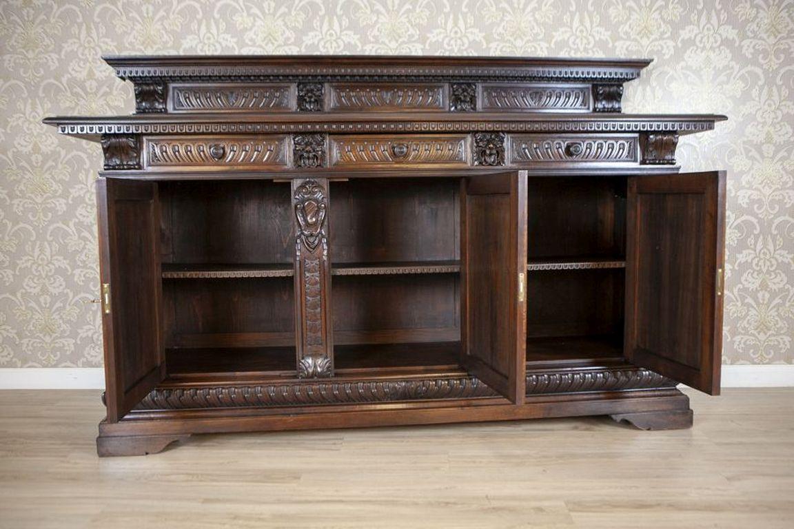 Credenza neorinascimentale in Oak del XIX secolo in marrone scuro in vendita 3