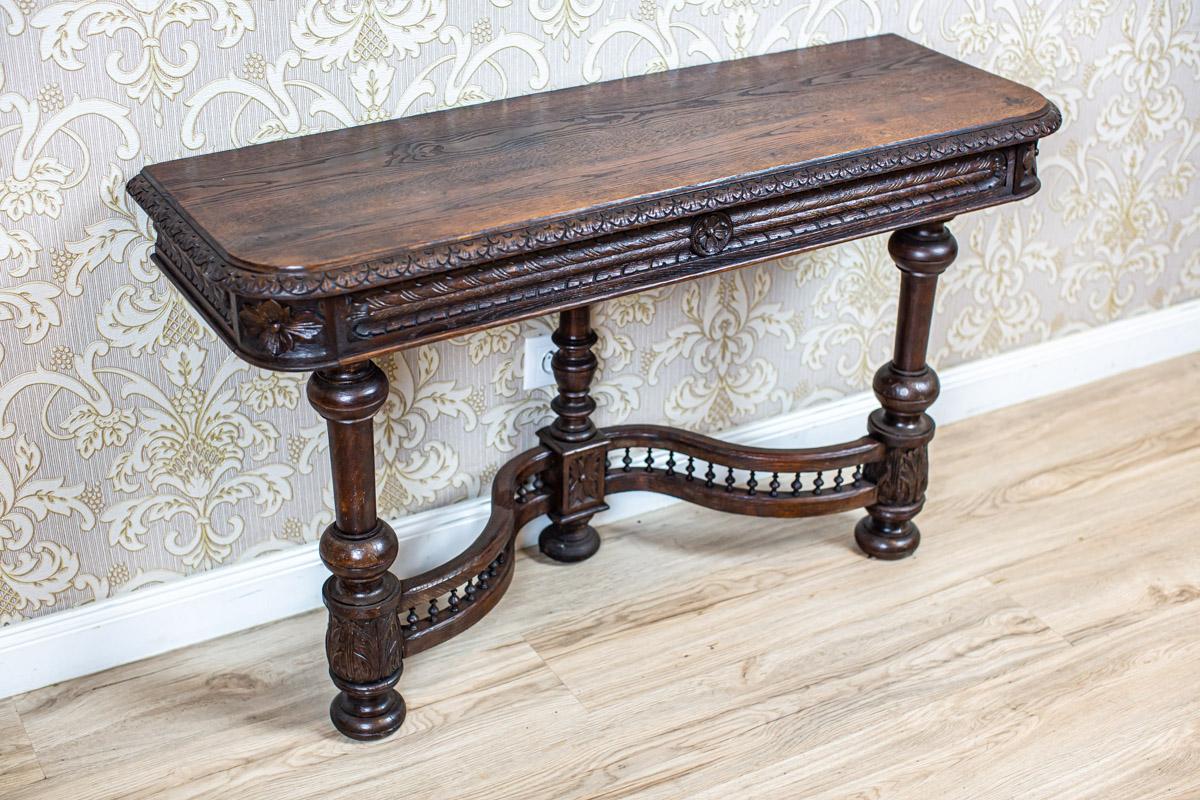 Renaissance Revival 19th-Century Neo-Renaissance Oak Wood and Veneer Console Table in Dark Brown