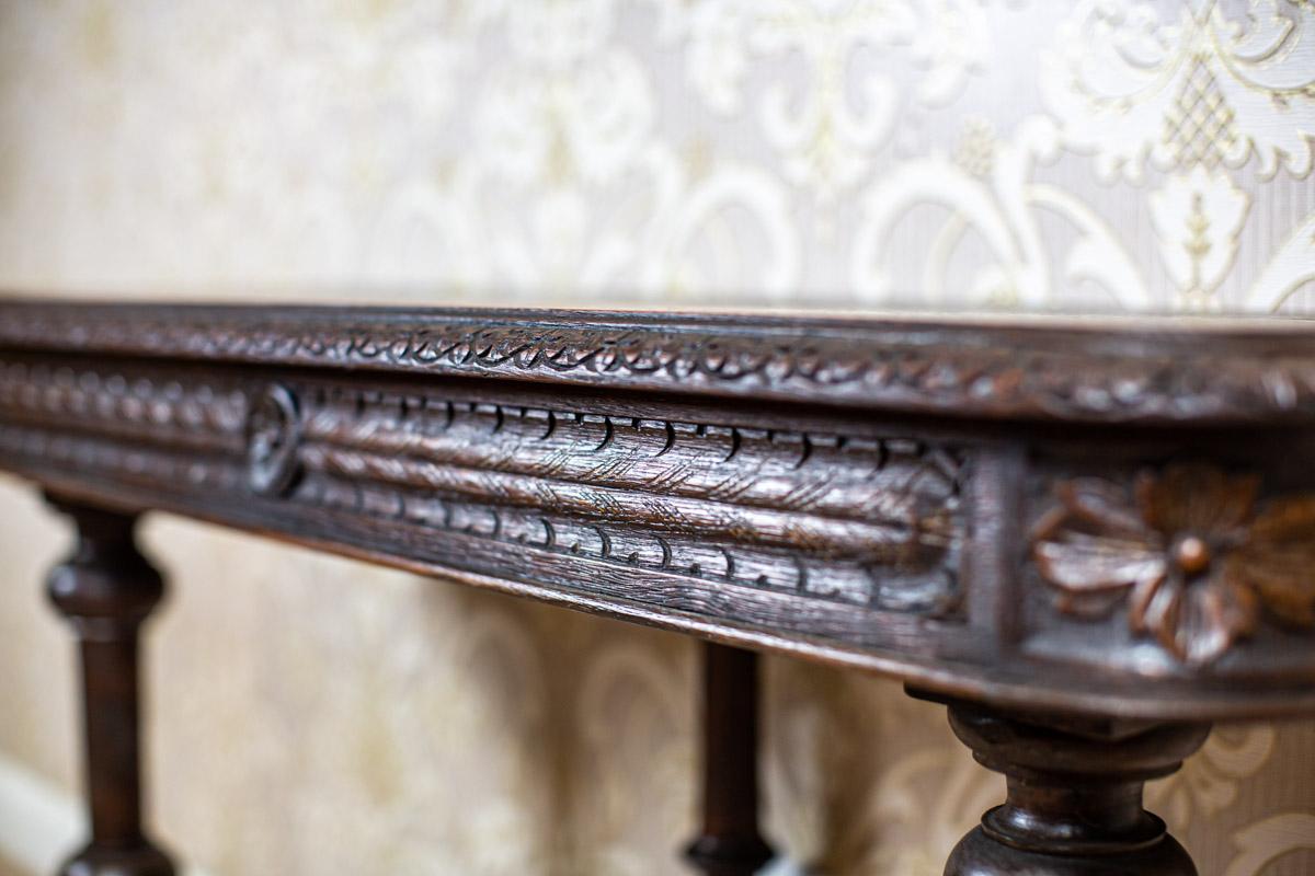 19th-Century Neo-Renaissance Oak Wood and Veneer Console Table in Dark Brown 2