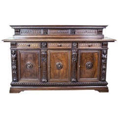 Antique 19th-Century Neo-Renaissance Oak Sideboard with Carved Decorative Elements