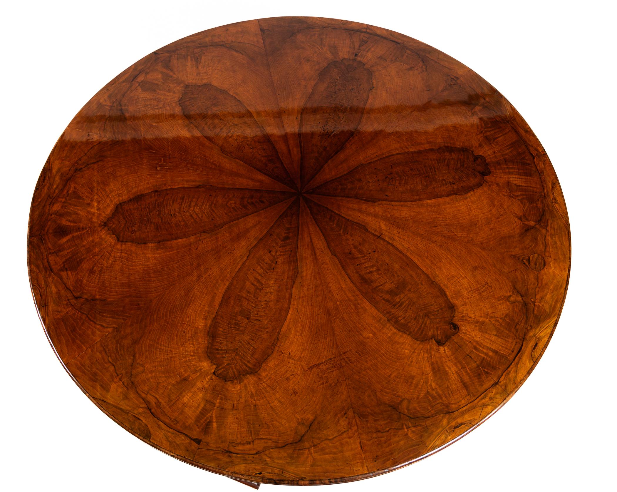 German 19th Century Neoclassical Biedermeier Round Center Table For Sale