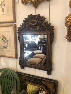 19th Century Neoclassical Carved Giltwood Mirror with Mandolin