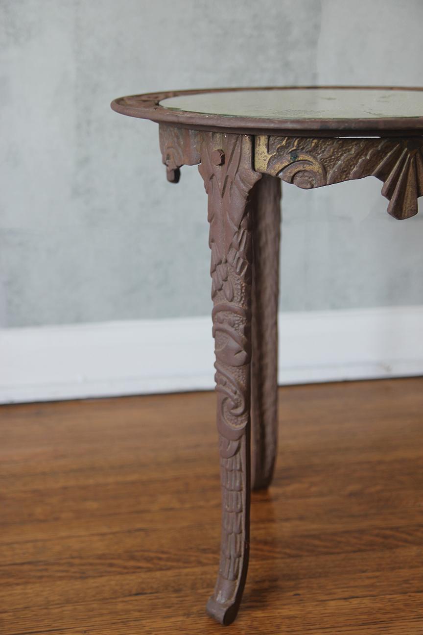 Table de pub néoclassique du 19ème siècle avec plateau en miroir Bon état - En vente à Los Angeles, CA