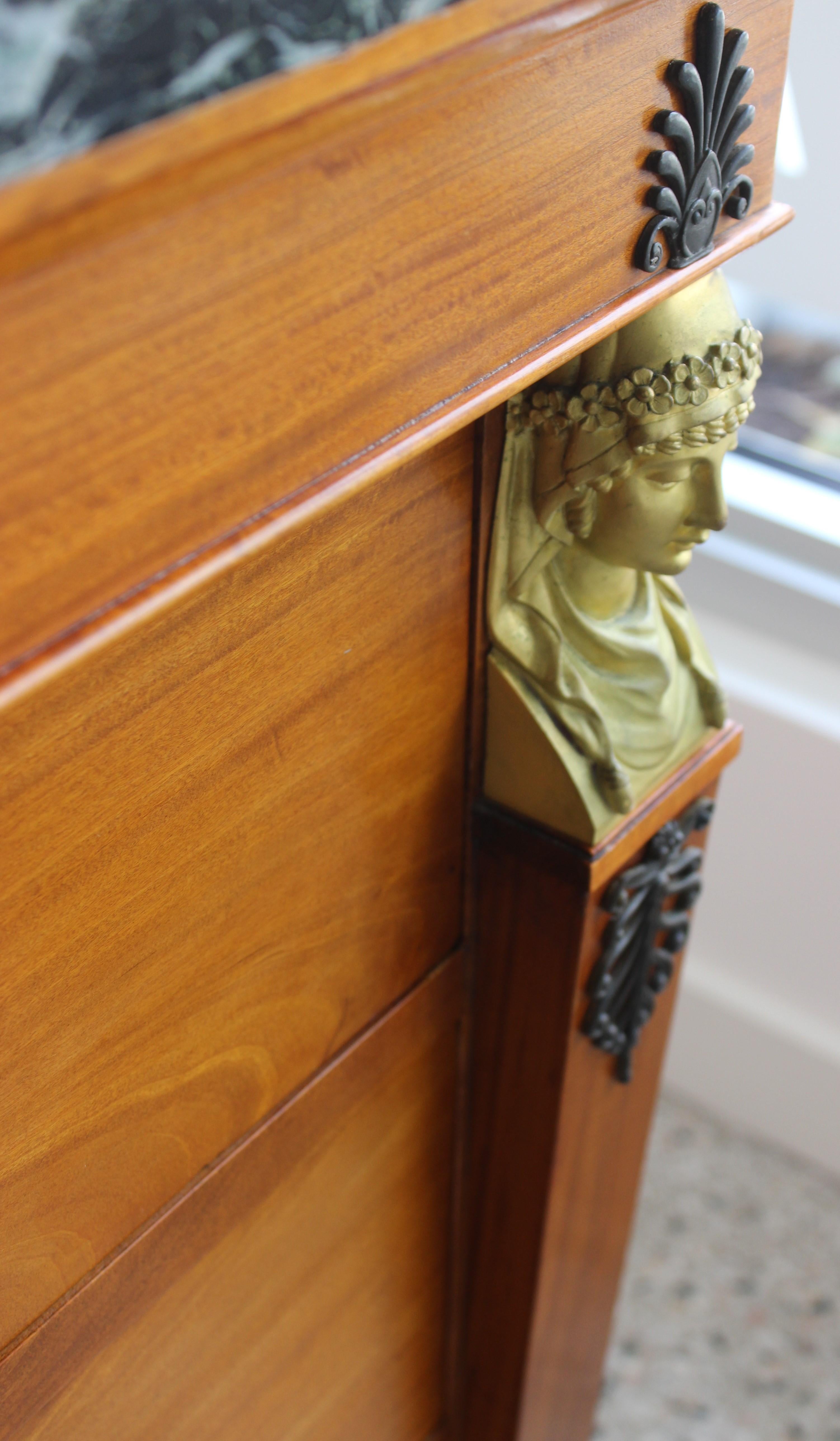 19th Century Neoclassical Chest of Drawers with Marble Top 3